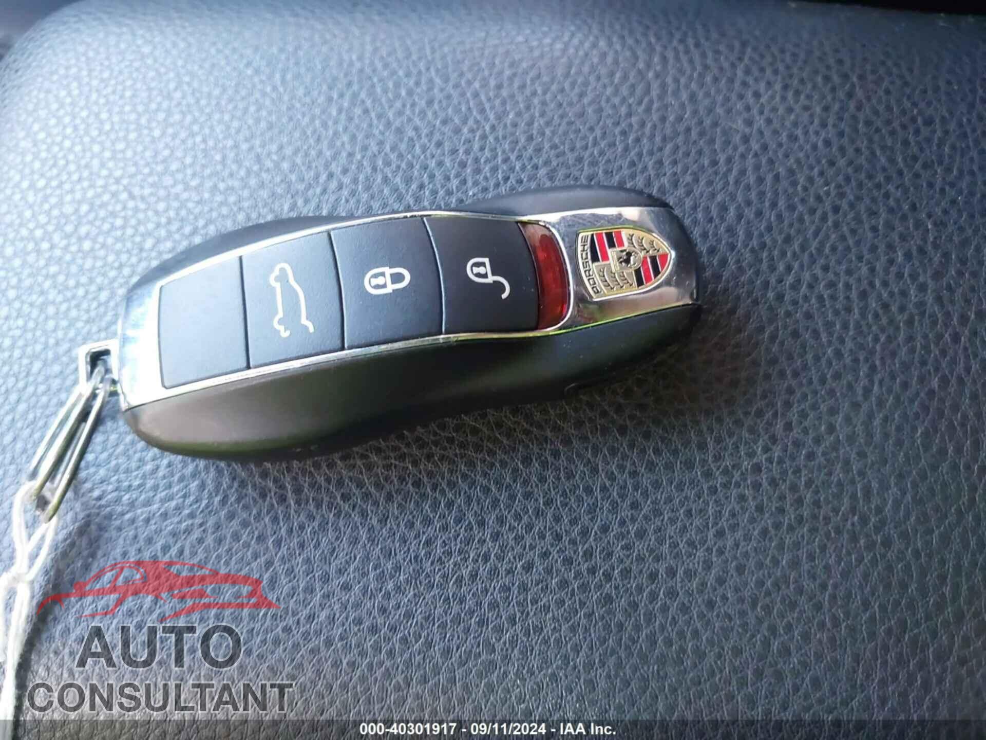 PORSCHE MACAN 2017 - WP1AA2A57HLB80934