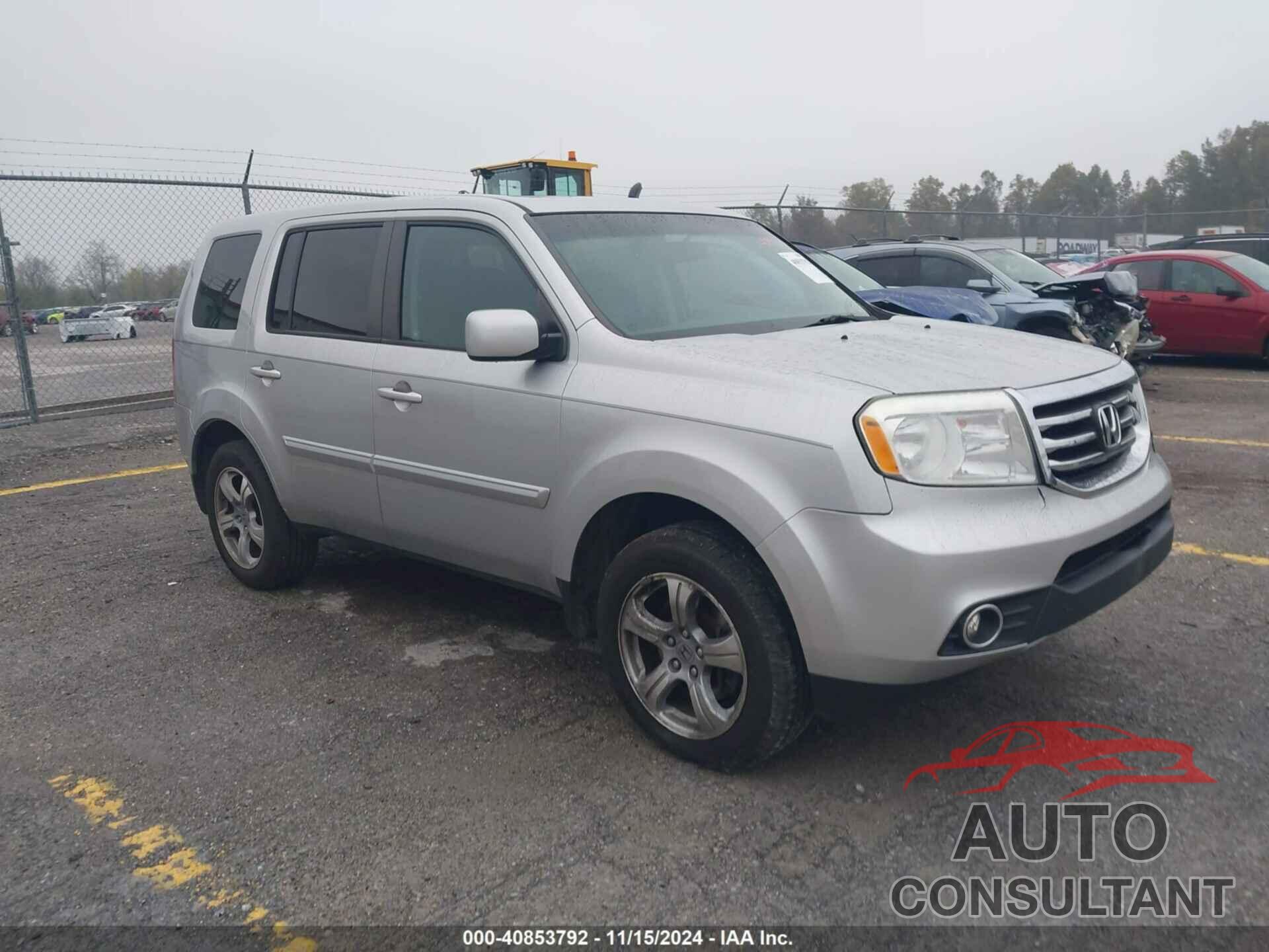 HONDA PILOT 2012 - 5FNYF3H66CB005561