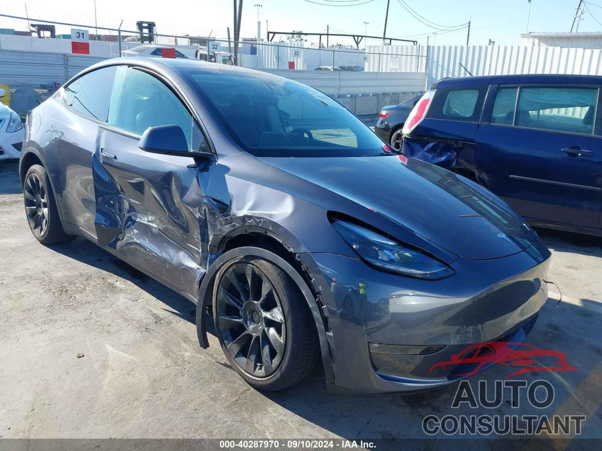 TESLA MODEL Y 2023 - 7SAYGDEE8PF904509