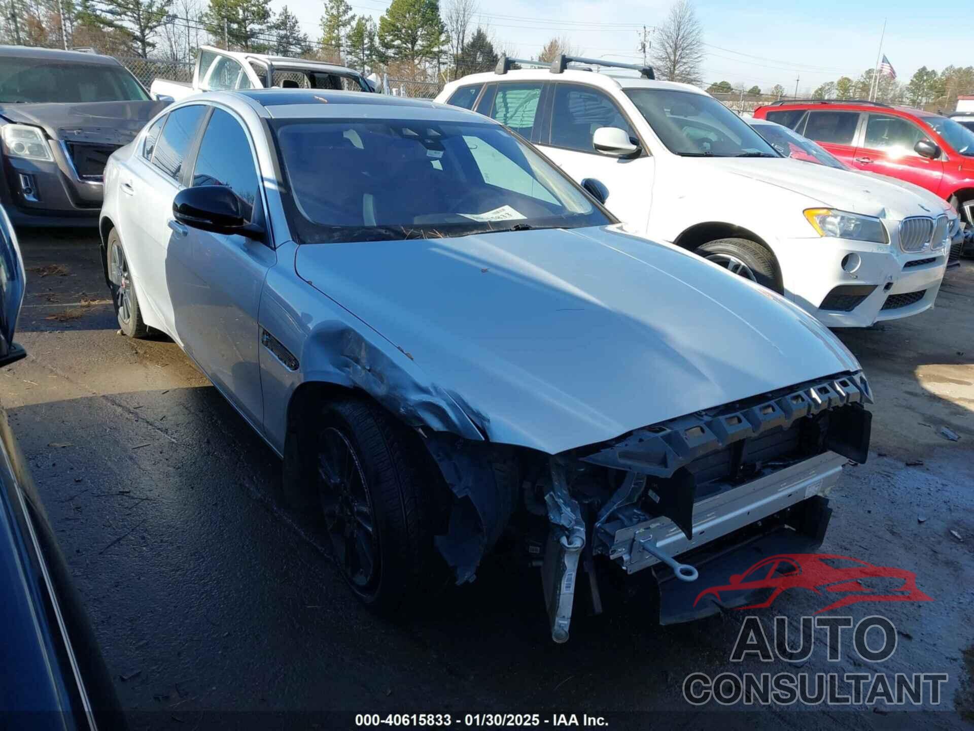 JAGUAR XE 2019 - SAJAR4FX2KCP48404