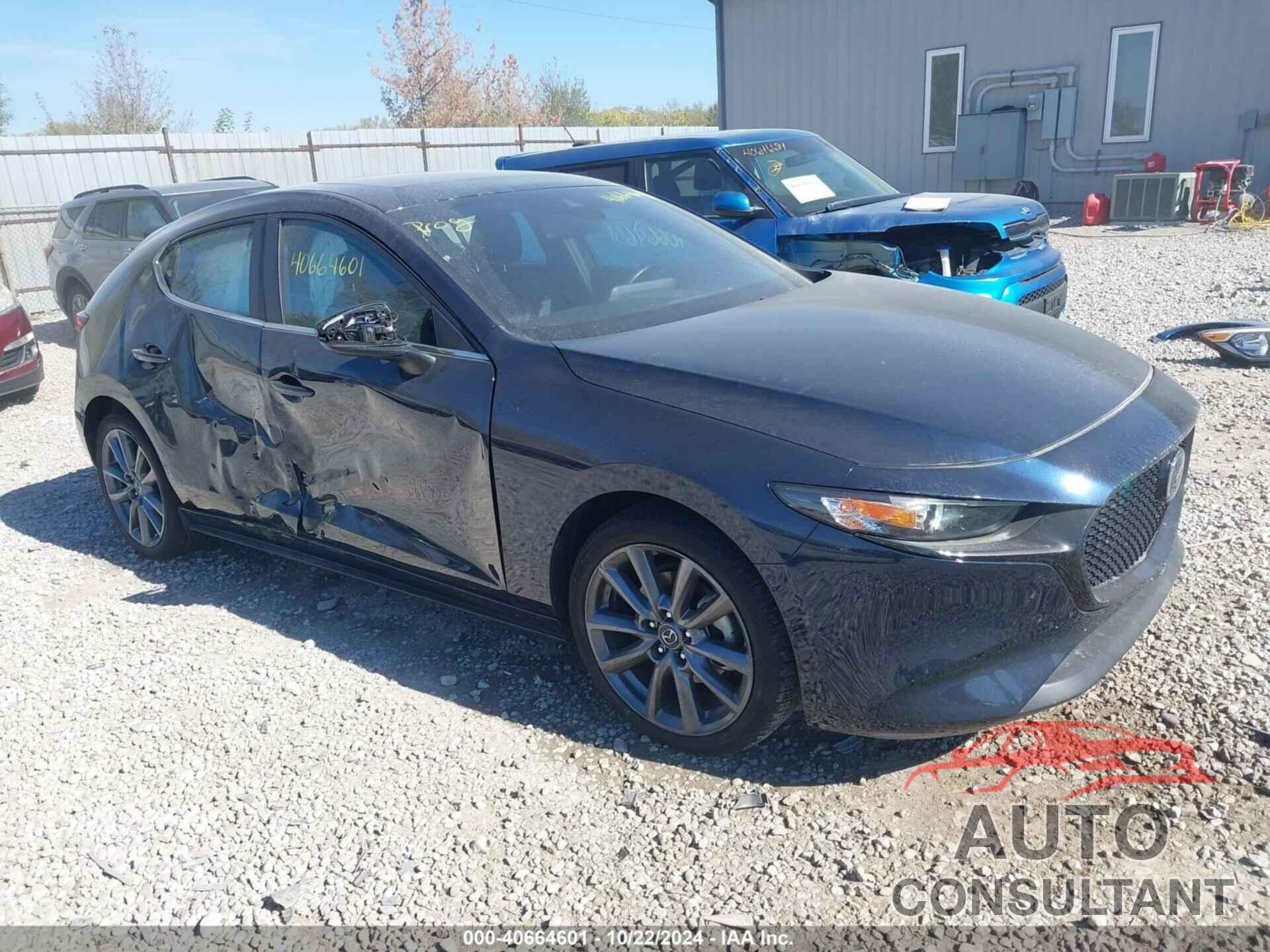 MAZDA MAZDA3 2021 - JM1BPBLL1M1404222