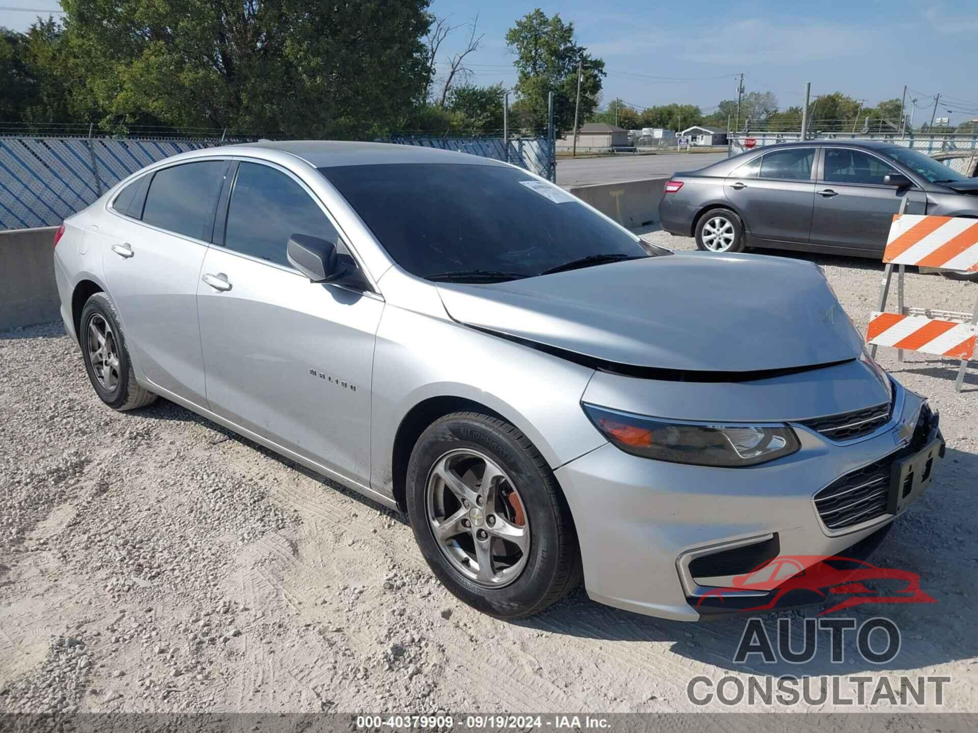 CHEVROLET MALIBU 2018 - 1G1ZB5ST3JF217328