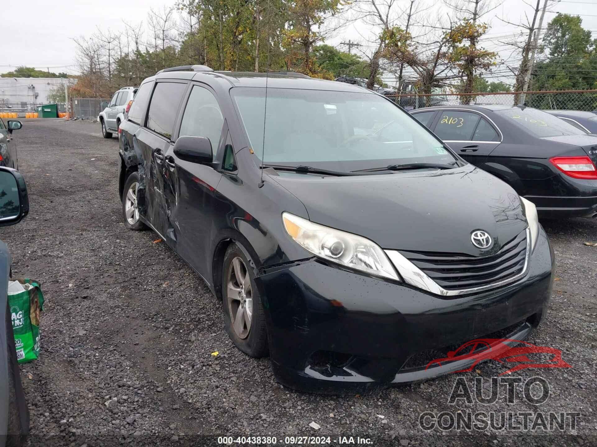 TOYOTA SIENNA 2014 - 5TDKK3DC4ES469363