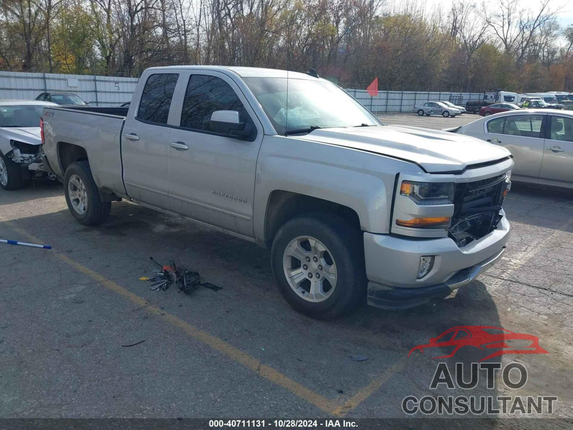 CHEVROLET SILVERADO 1500 2017 - 1GCVKREC2HZ319057