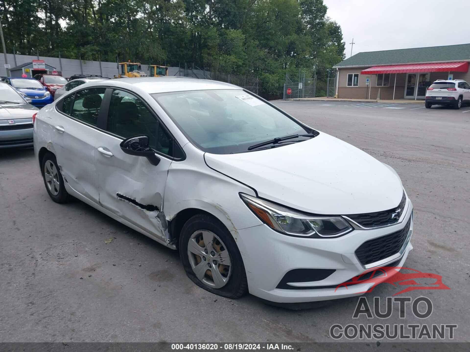 CHEVROLET CRUZE 2018 - 1G1BC5SM3J7213507