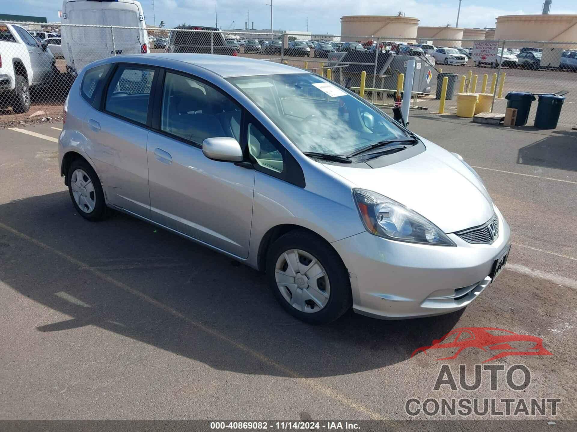 HONDA FIT 2013 - JHMGE8H37DC051432