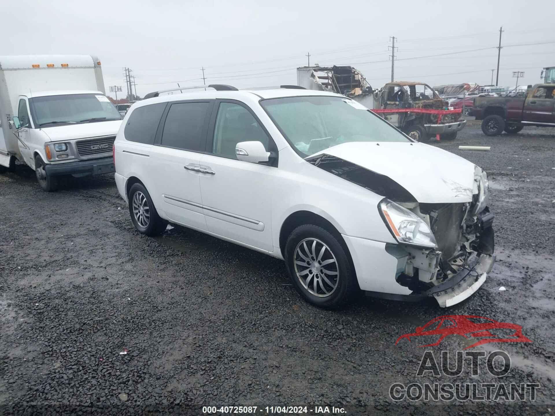 KIA SEDONA 2011 - KNDMH4C73B6373513