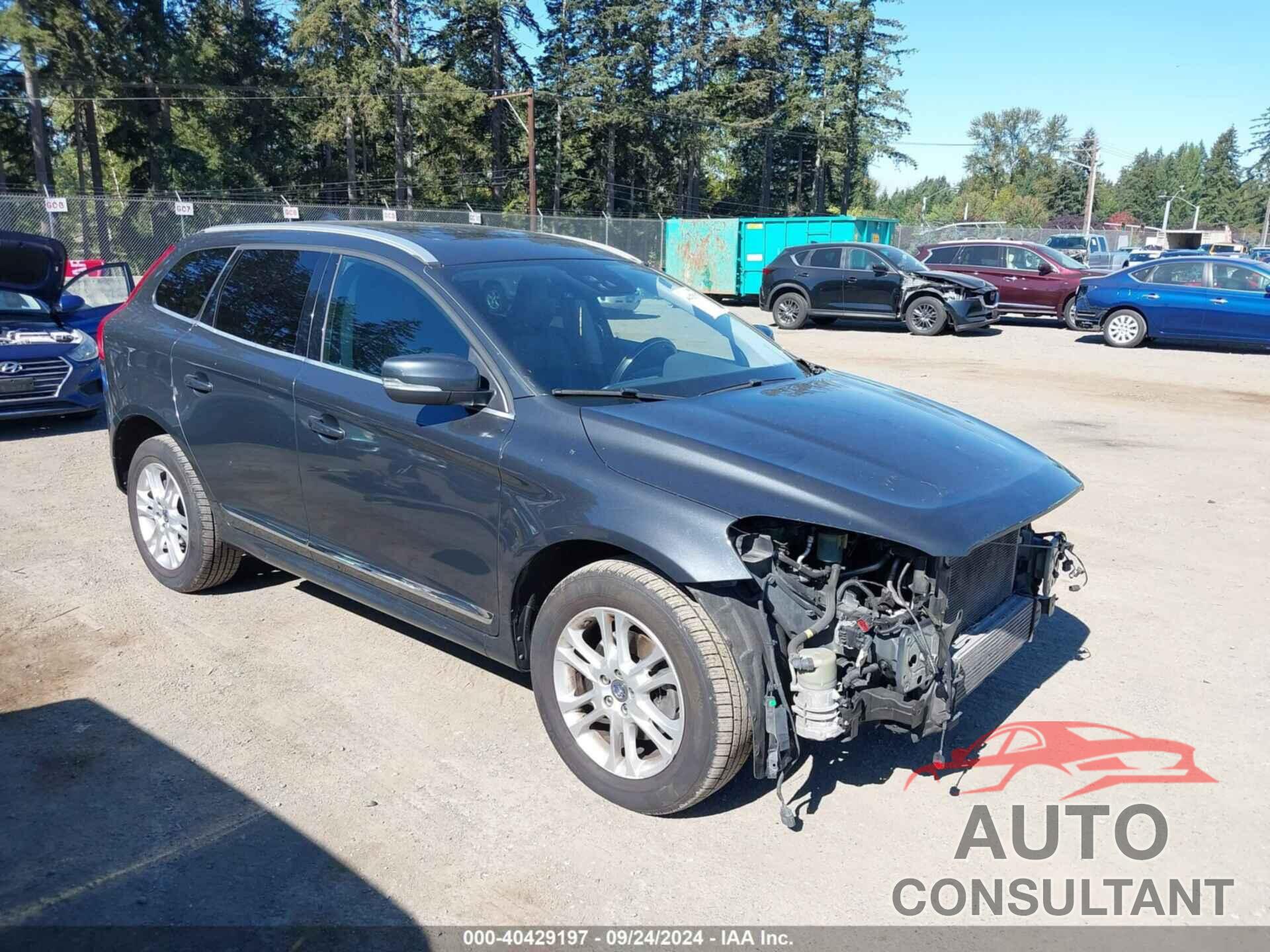 VOLVO XC60 2016 - YV4612RM6G2826405