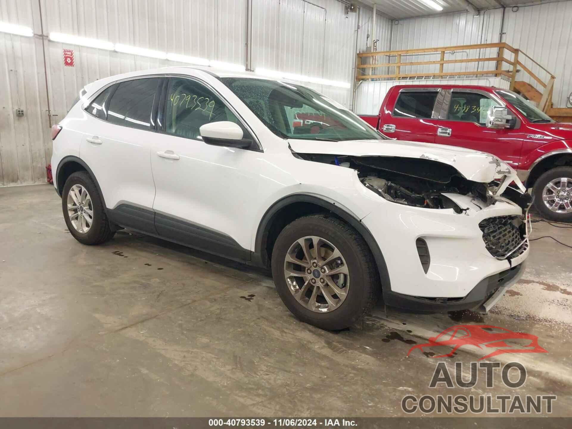 FORD ESCAPE 2020 - 1FMCU9G61LUB04506