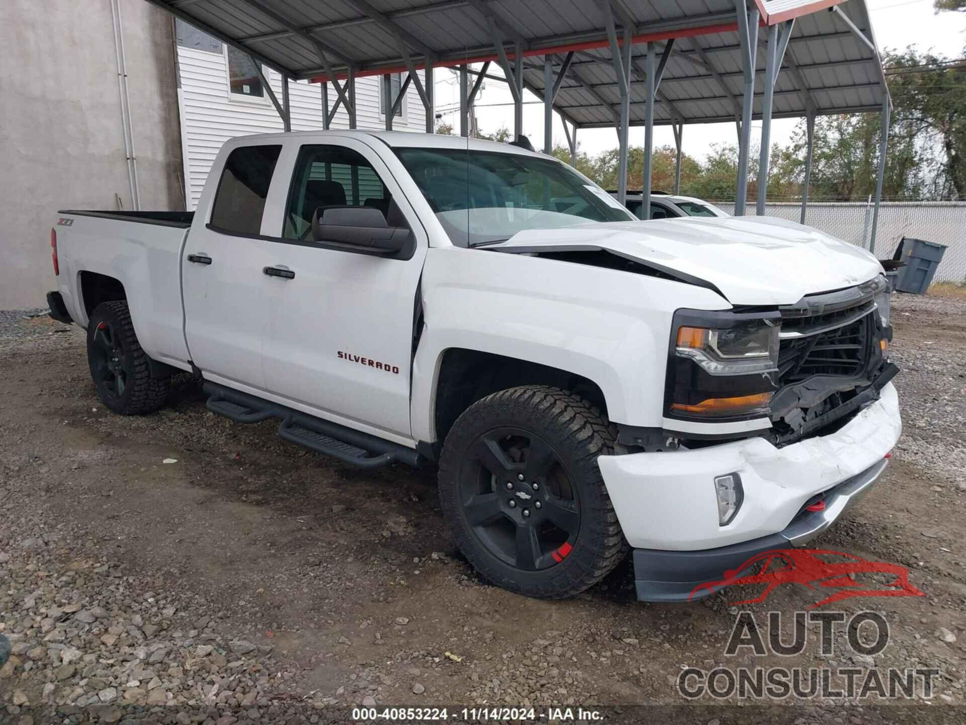 CHEVROLET SILVERADO 1500 2017 - 1GCVKREC7HZ379433