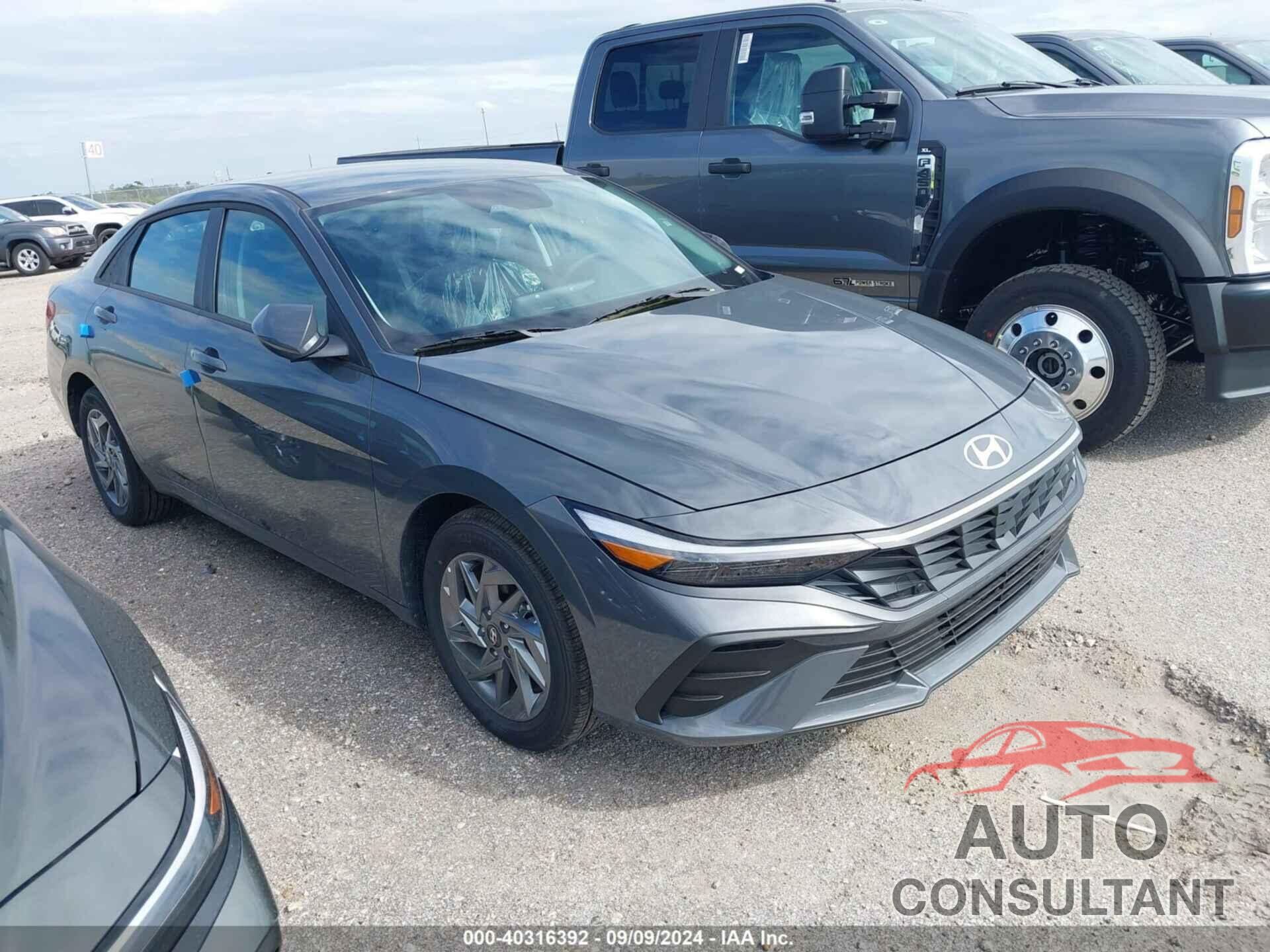 HYUNDAI ELANTRA HYBRID 2024 - KMHLM4DJ0RU118143