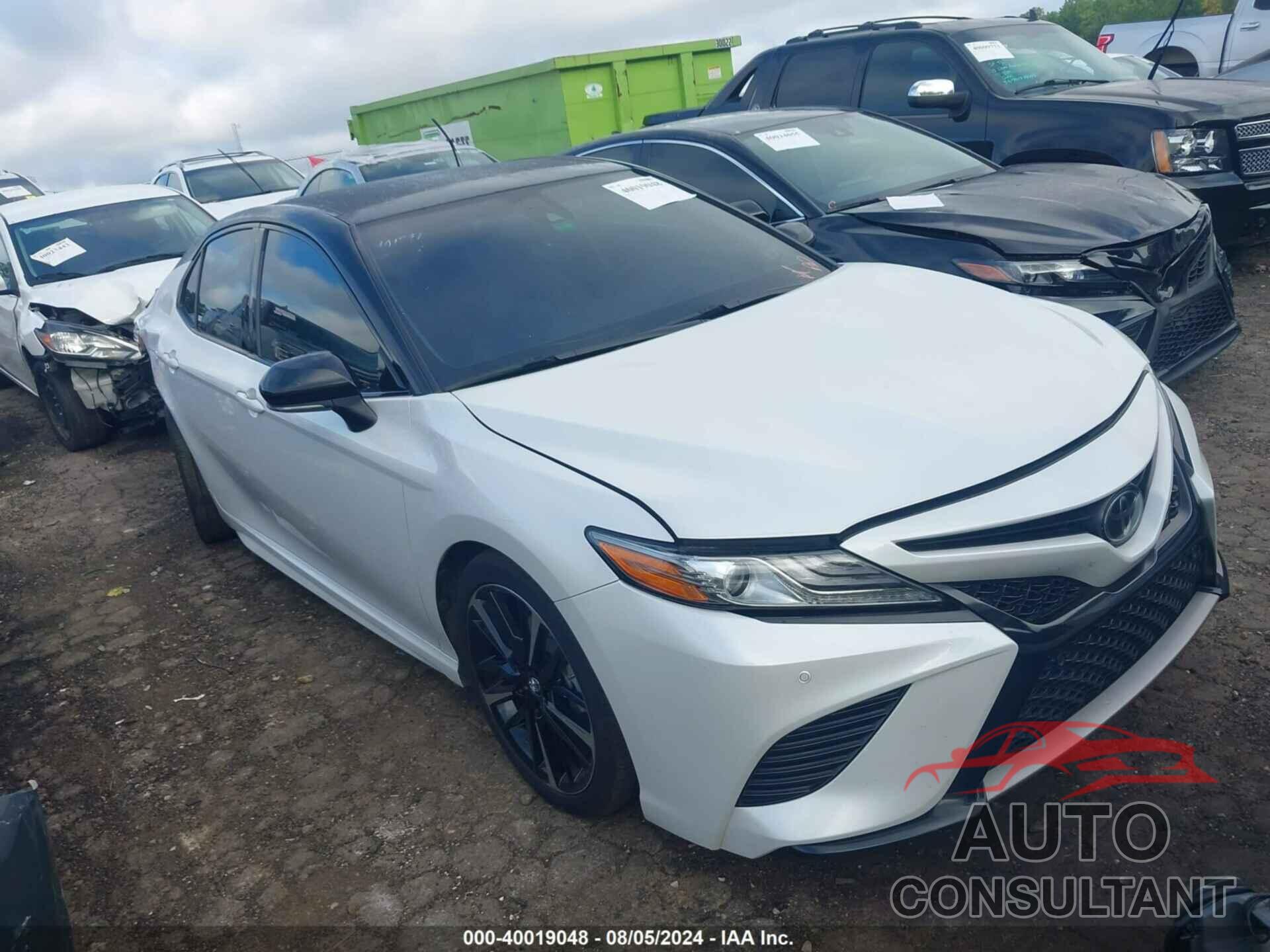 TOYOTA CAMRY 2018 - 4T1B61HK9JU115236