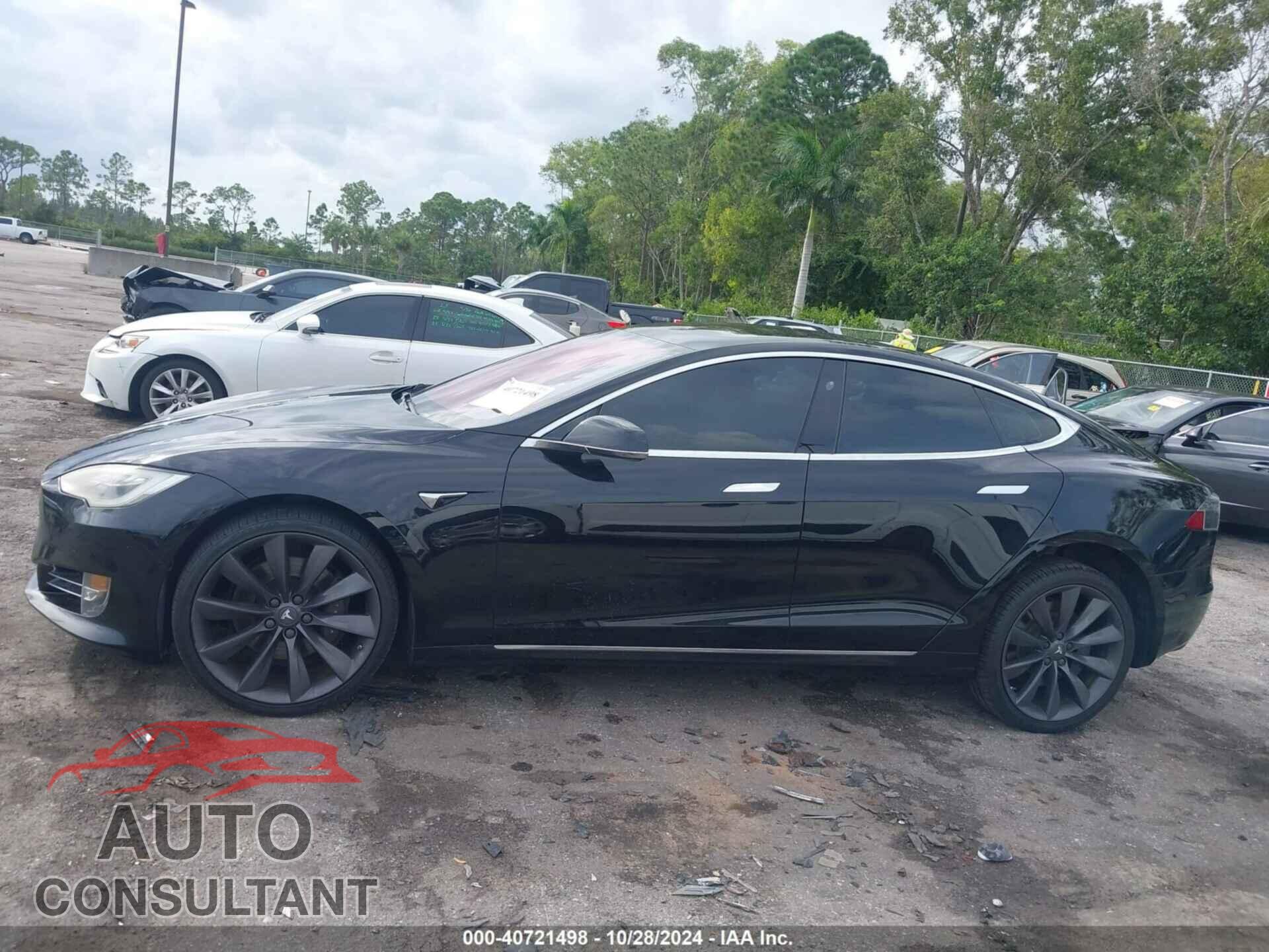 TESLA MODEL S 2017 - 5YJSA1E17HF231388