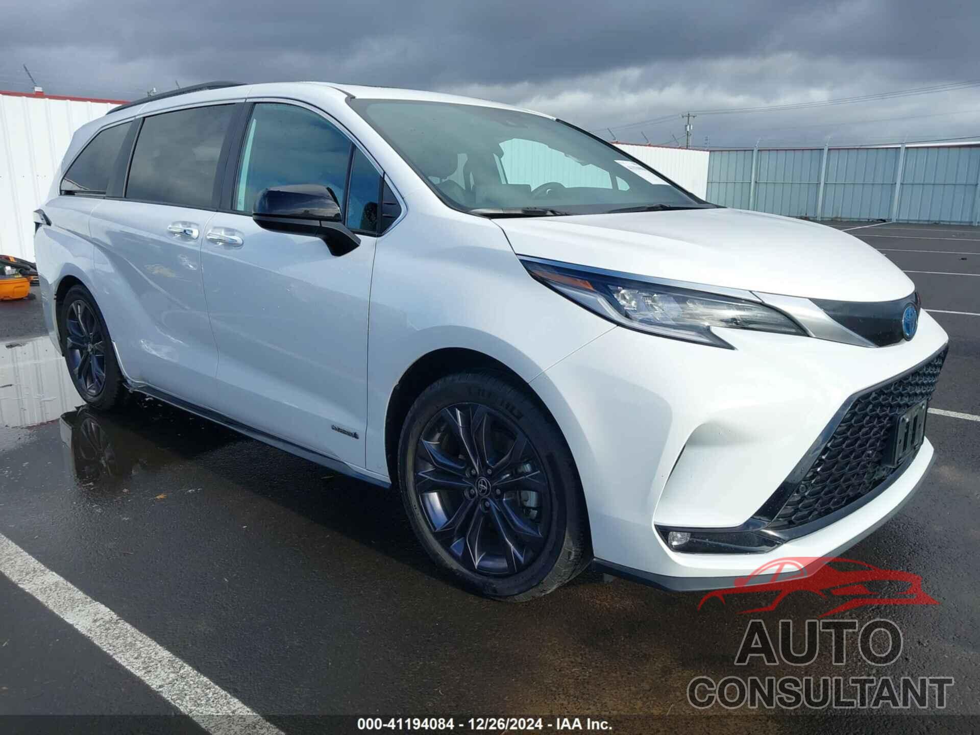 TOYOTA SIENNA 2021 - 5TDDRKEC3MS068012