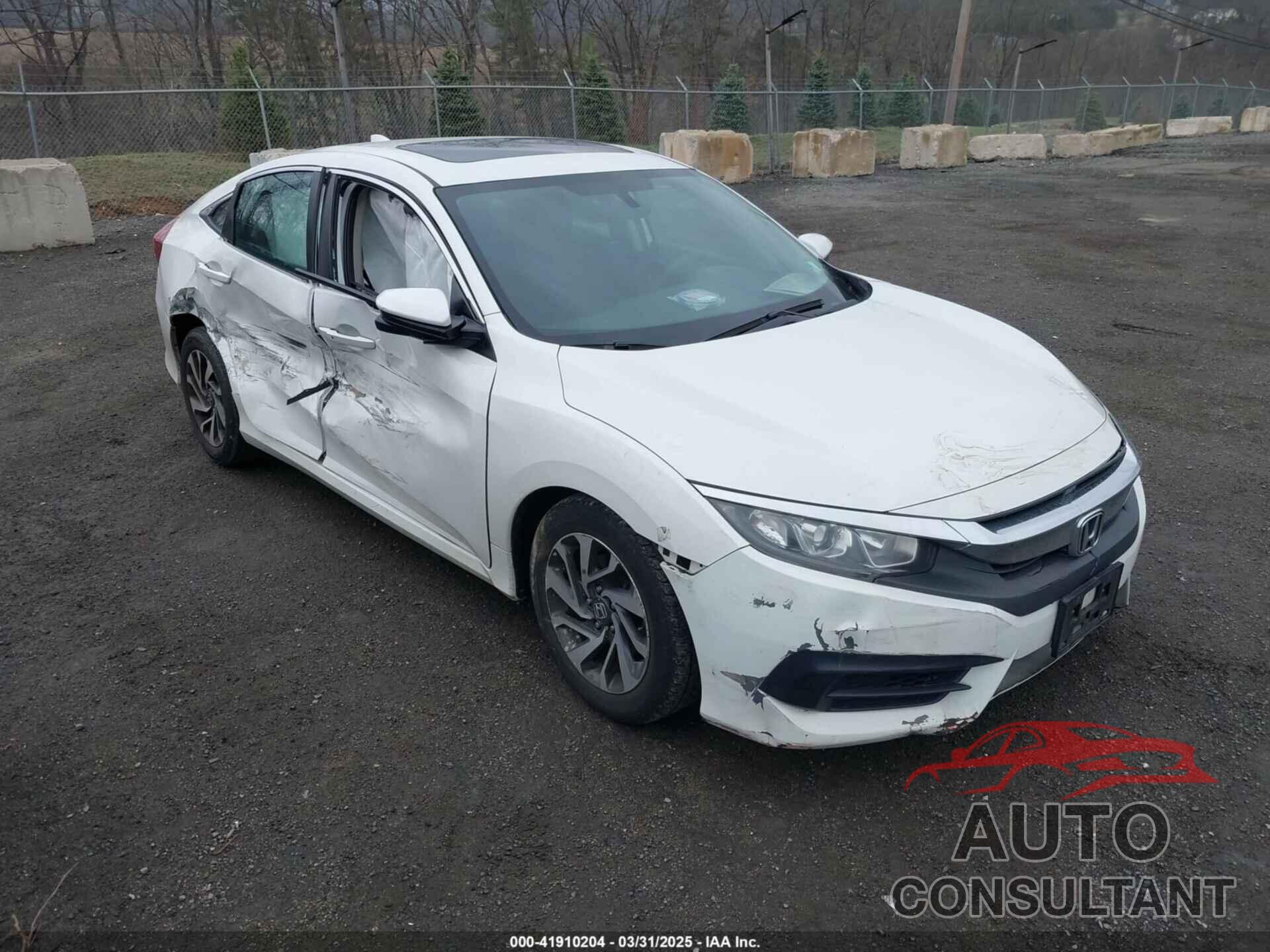HONDA CIVIC 2018 - 2HGFC2F78JH530636