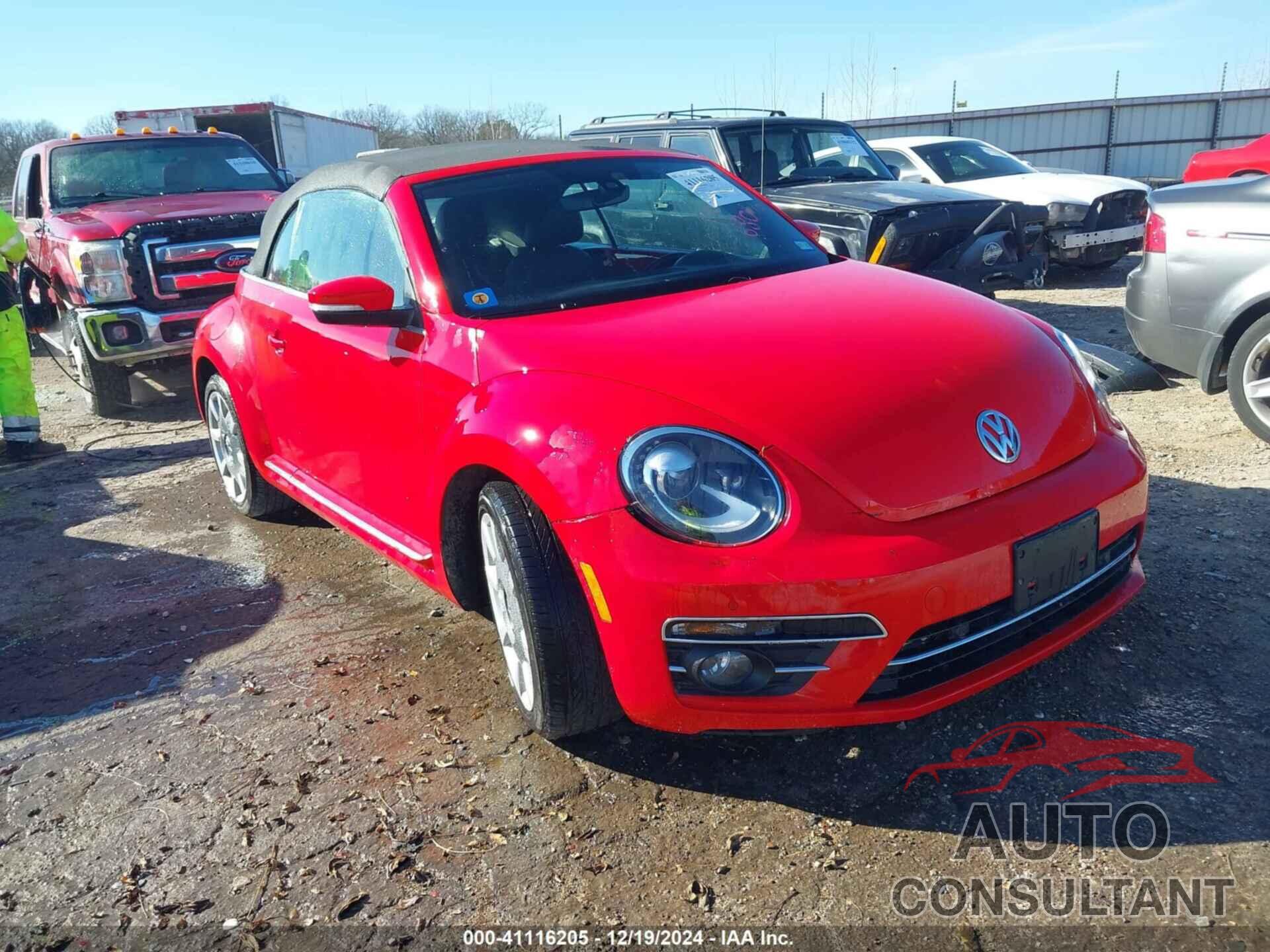 VOLKSWAGEN BEETLE 2018 - 3VW5DAAT3JM506801