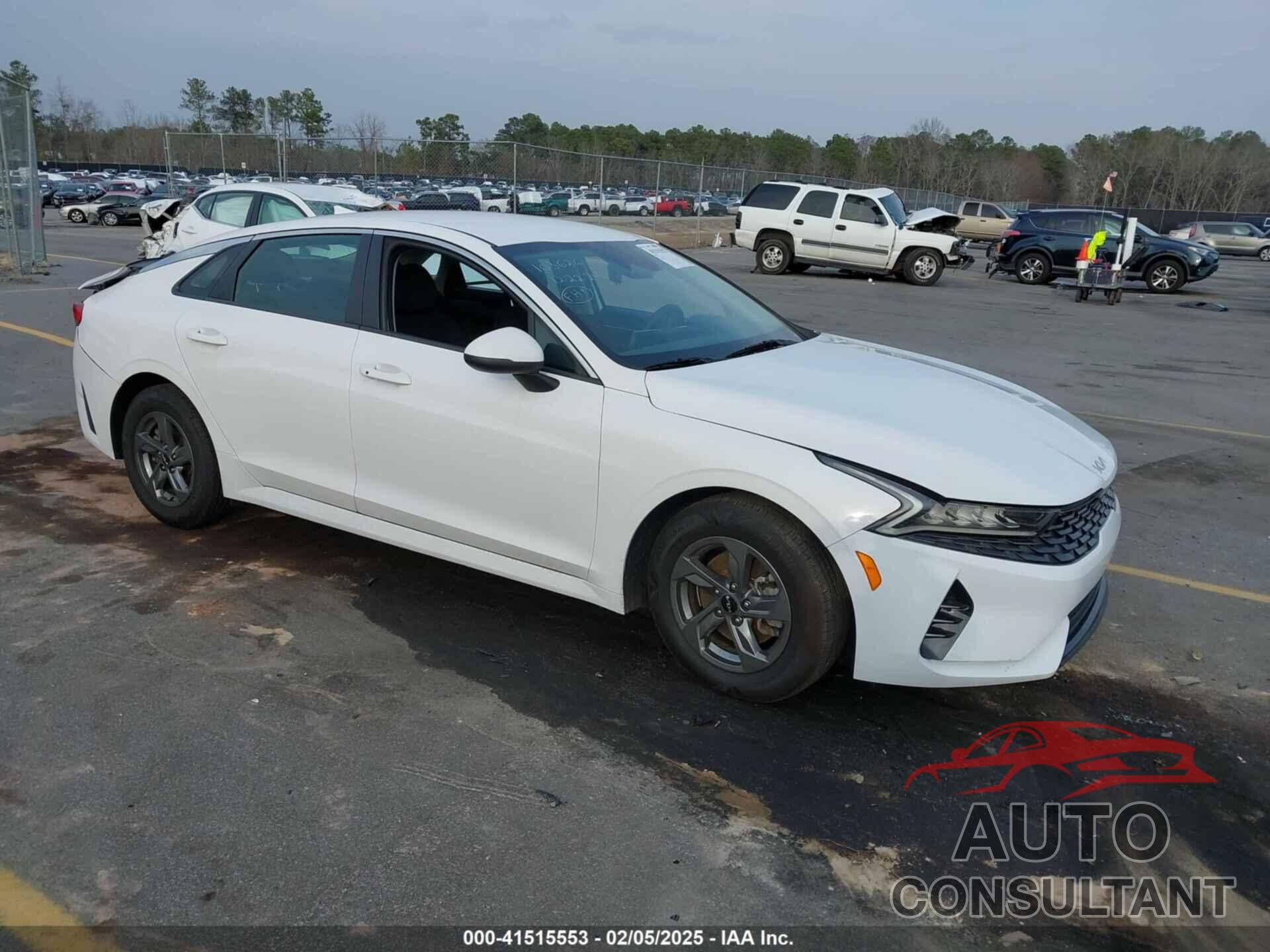 KIA K5 2022 - 5XXG14J26NG103626