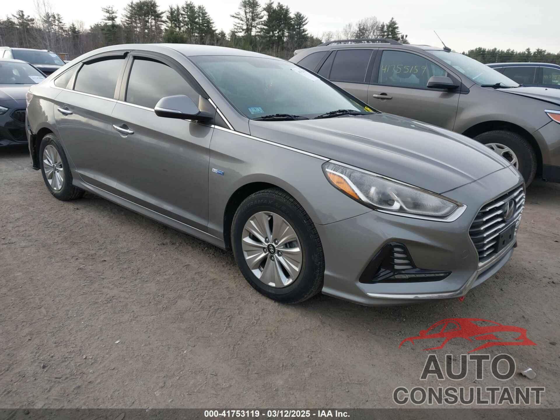 HYUNDAI SONATA HYBRID 2018 - KMHE24L39JA087305