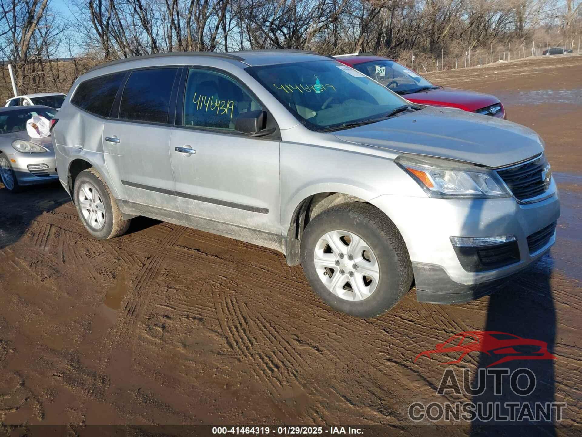 CHEVROLET TRAVERSE 2015 - 1GNKRFKD2FJ373553