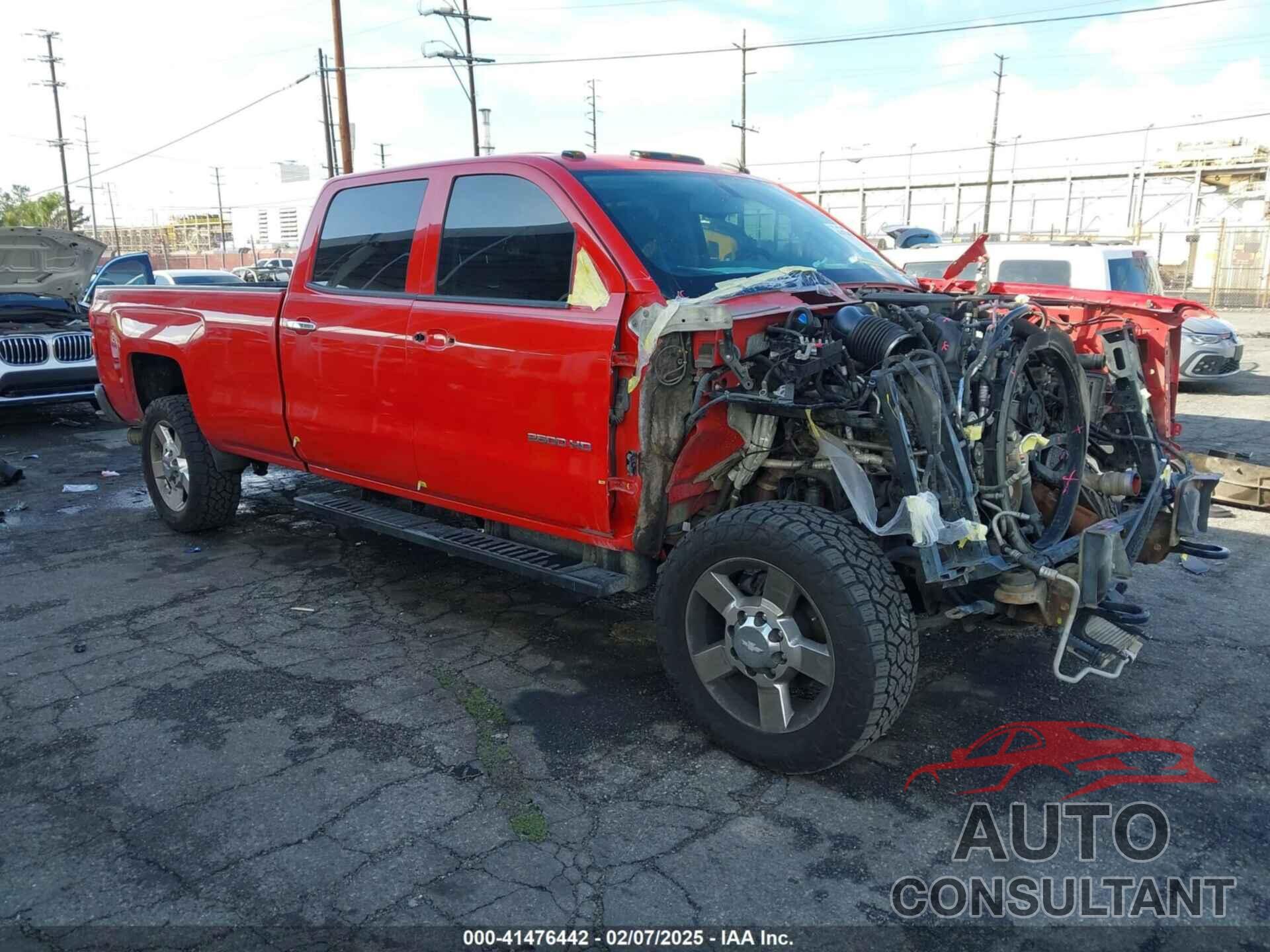 CHEVROLET SILVERADO 2500HD 2015 - 1GC1KWE88FF101955