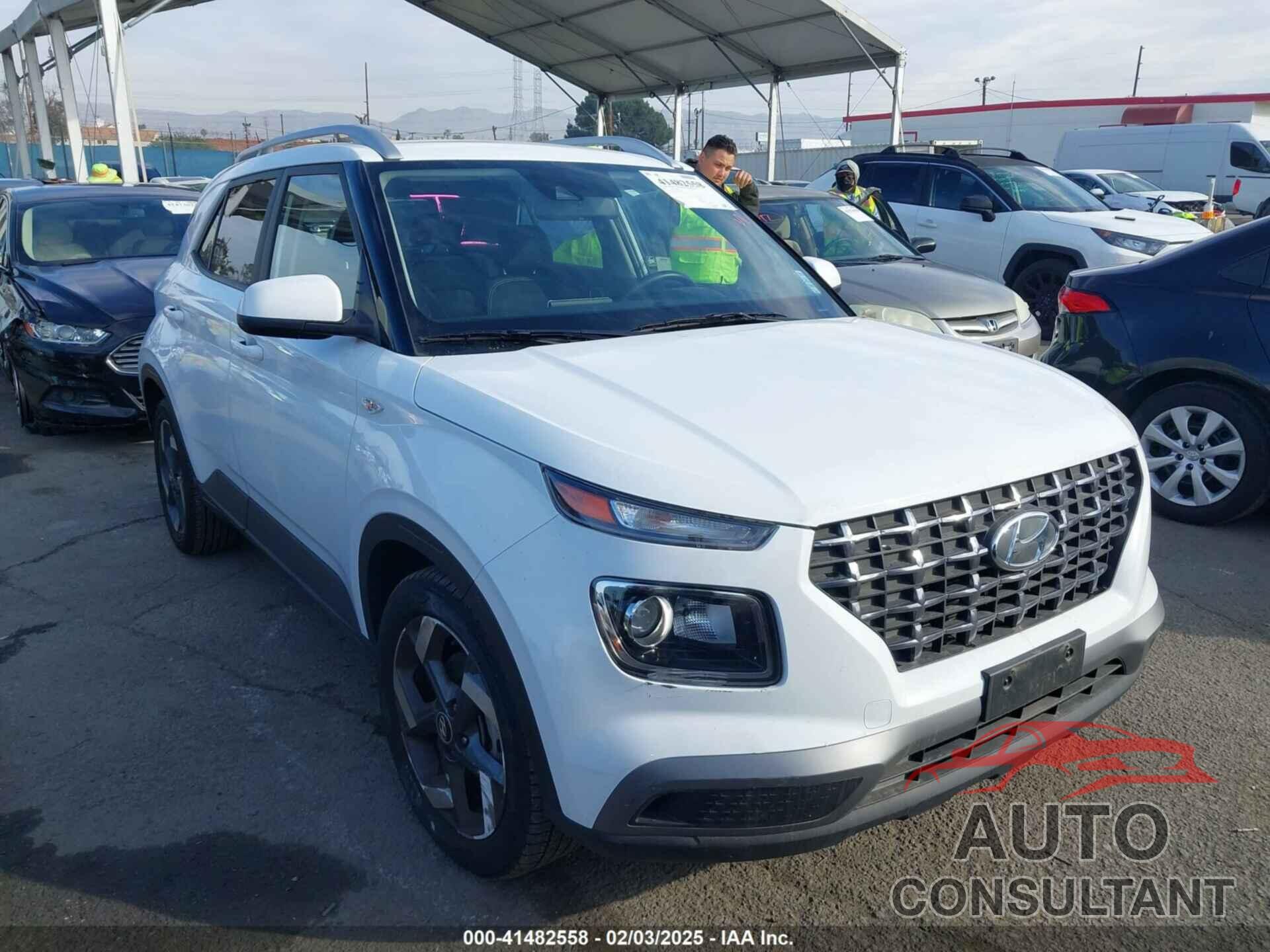 HYUNDAI VENUE 2021 - KMHRC8A3XMU064482