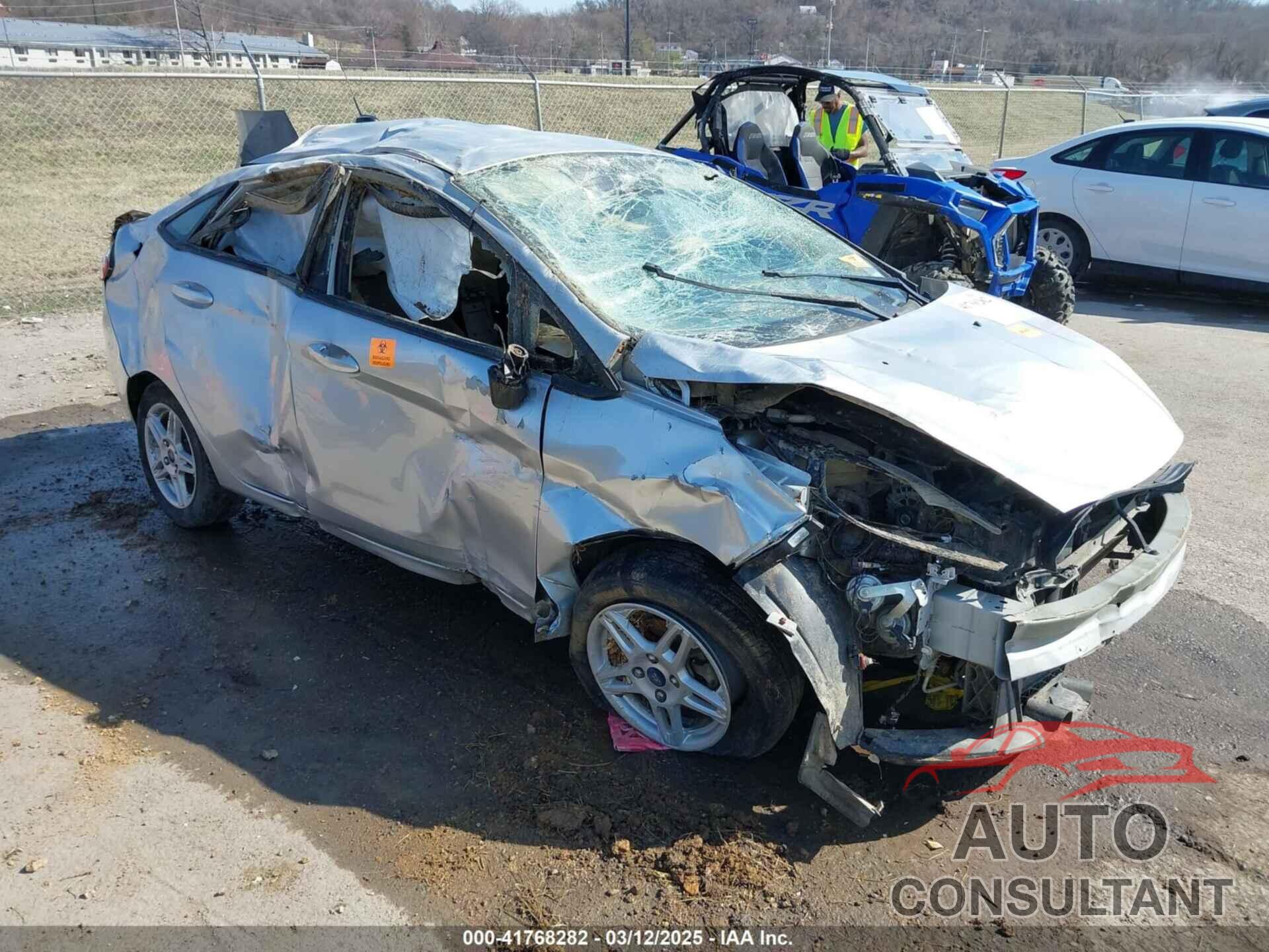 FORD FIESTA 2017 - 3FADP4BJ9HM109517