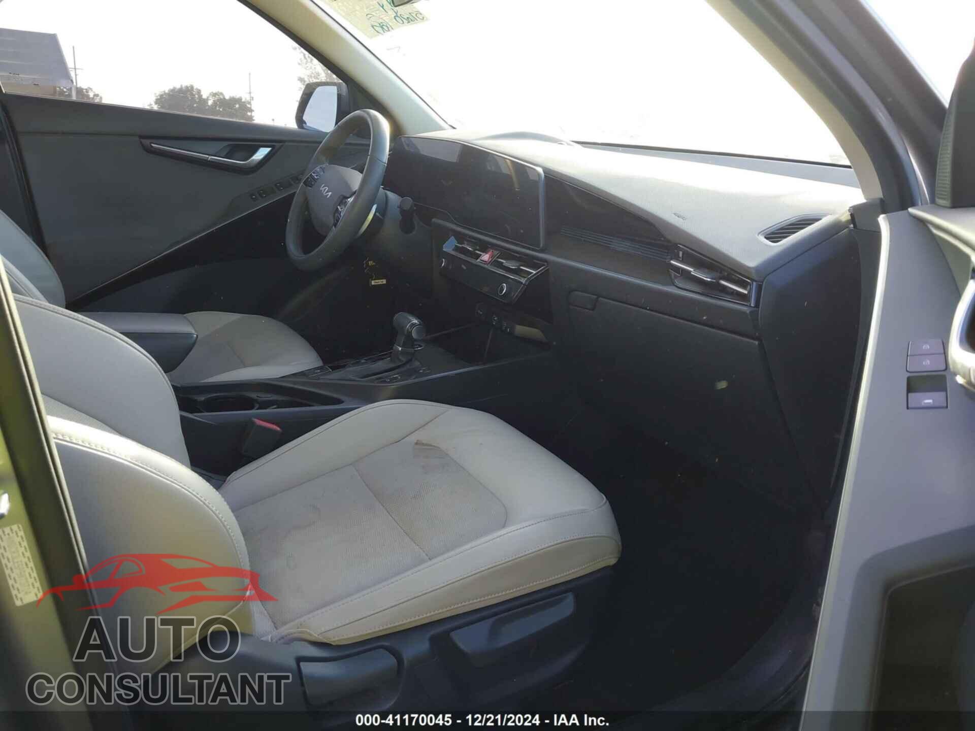 KIA NIRO 2023 - KNDCR3LE5P5073714