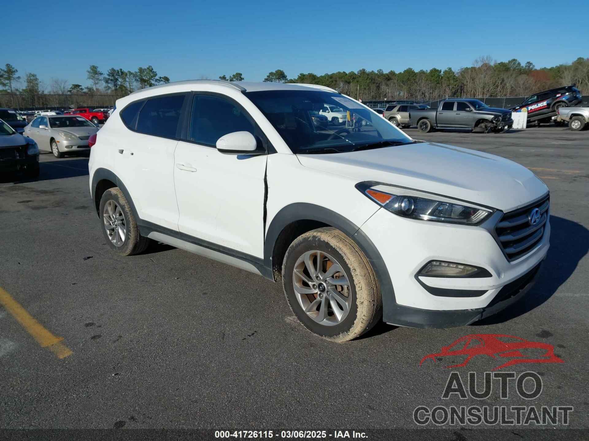 HYUNDAI TUCSON 2018 - KM8J3CA43JU743675
