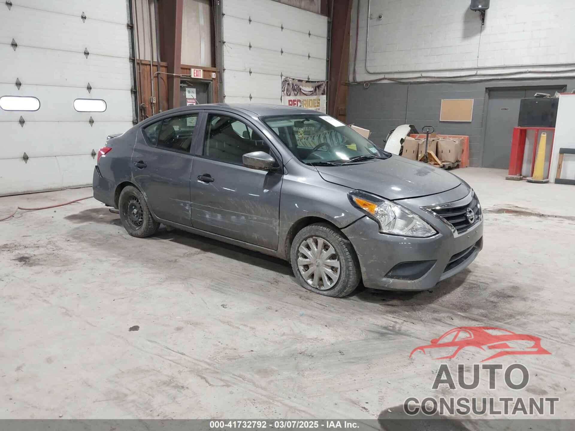 NISSAN VERSA 2019 - 3N1CN7AP3KL808015
