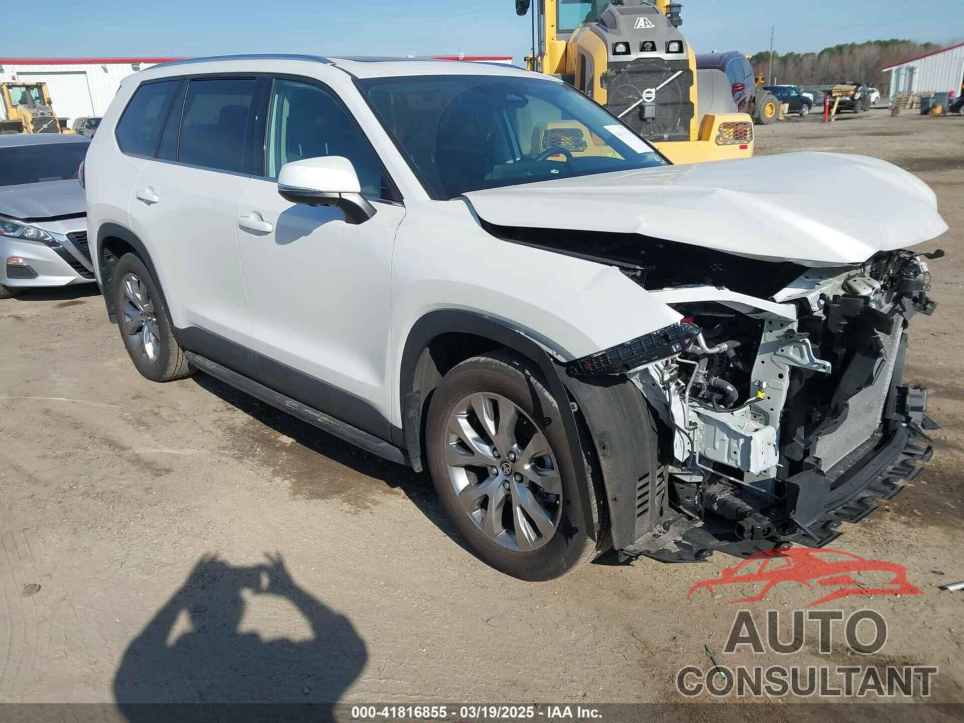 TOYOTA GRAND HIGHLANDER 2024 - 5TDAAAA59RS013969