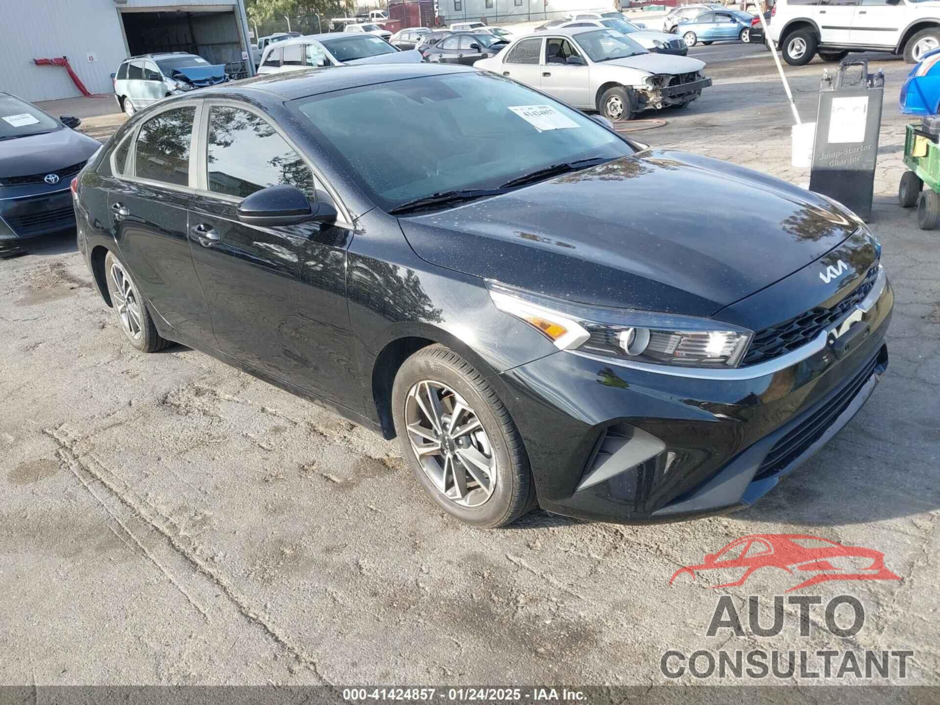 KIA FORTE 2023 - 3KPF24AD2PE672107