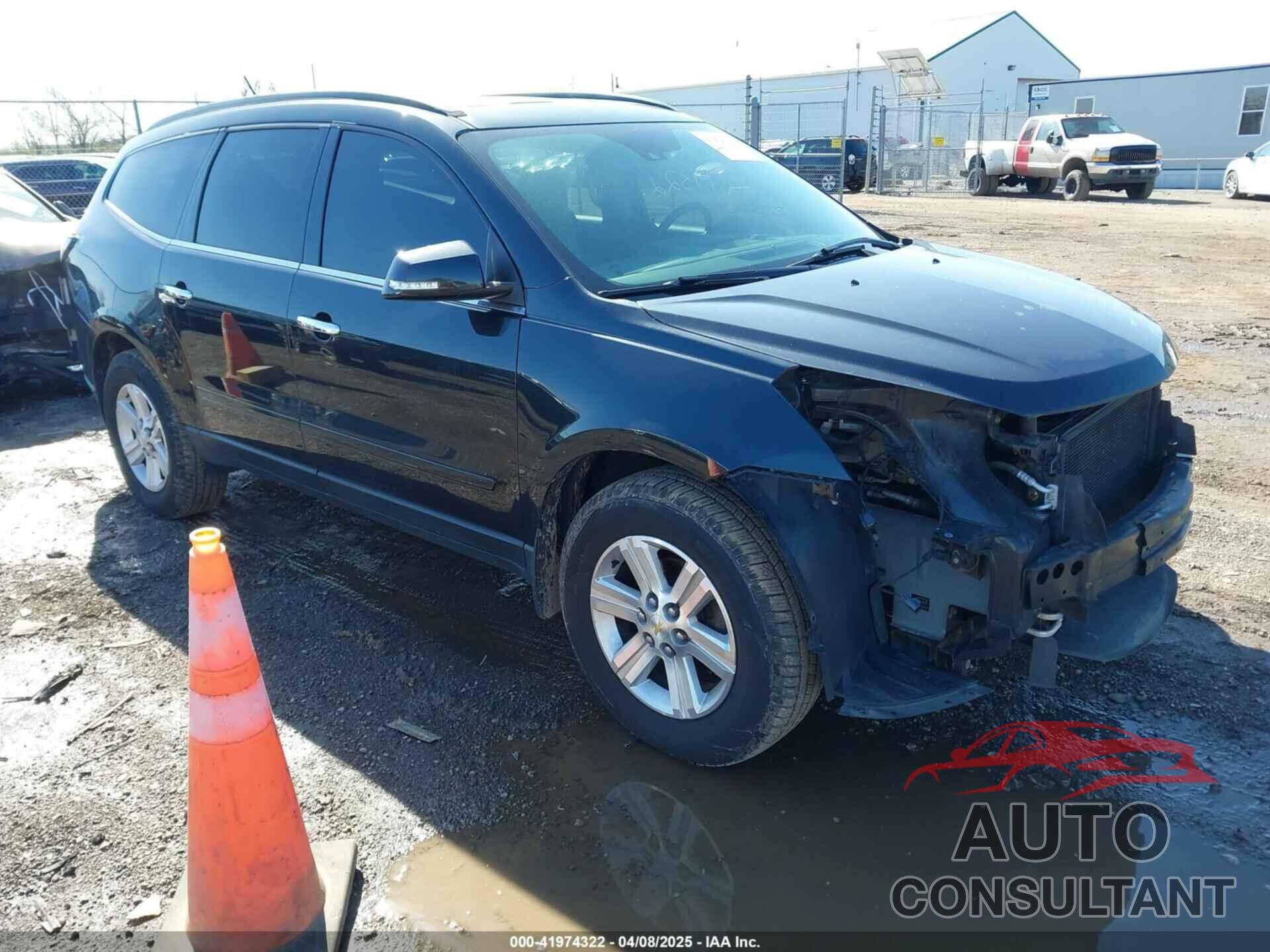 CHEVROLET TRAVERSE 2014 - 1GNKVHKD8EJ264763