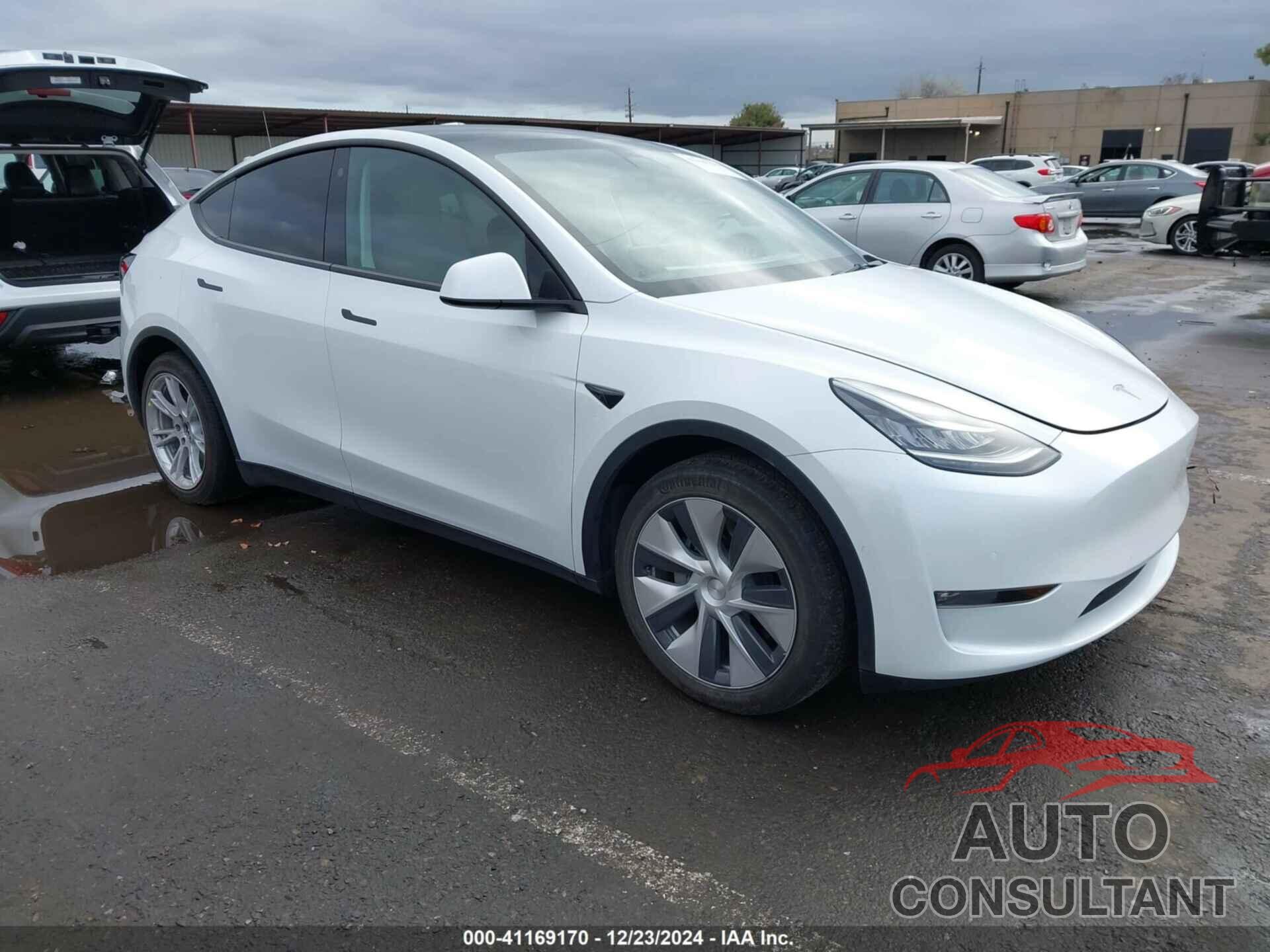 TESLA MODEL Y 2021 - 5YJYGDEE5MF295016