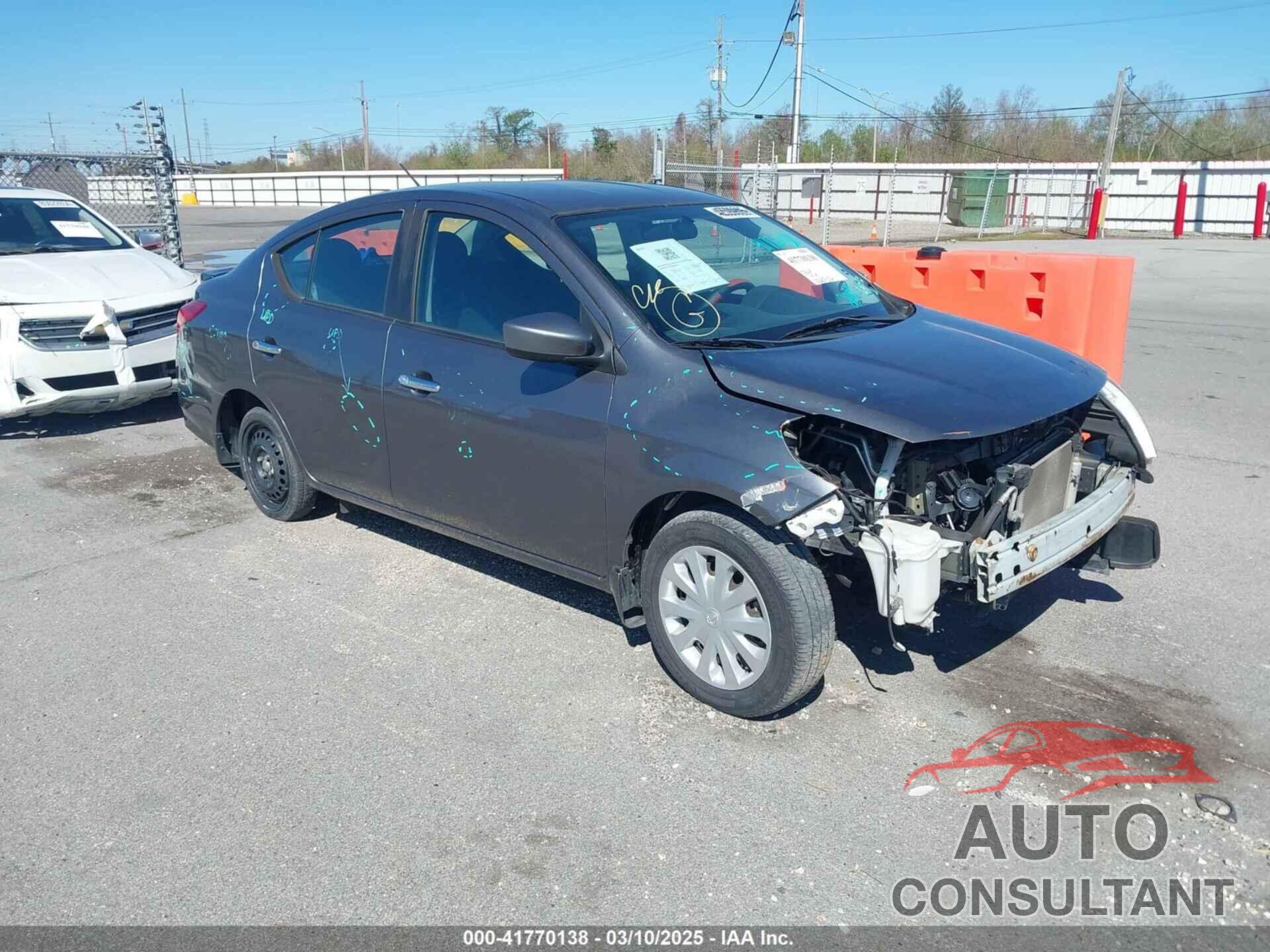NISSAN VERSA 2019 - 3N1CN7AP1KL881397