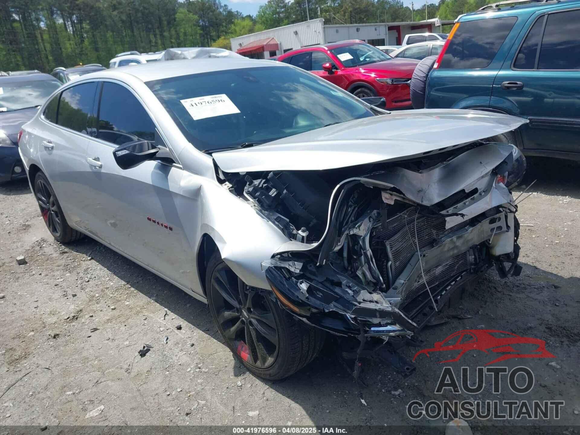 CHEVROLET MALIBU 2018 - 1G1ZD5ST6JF260068