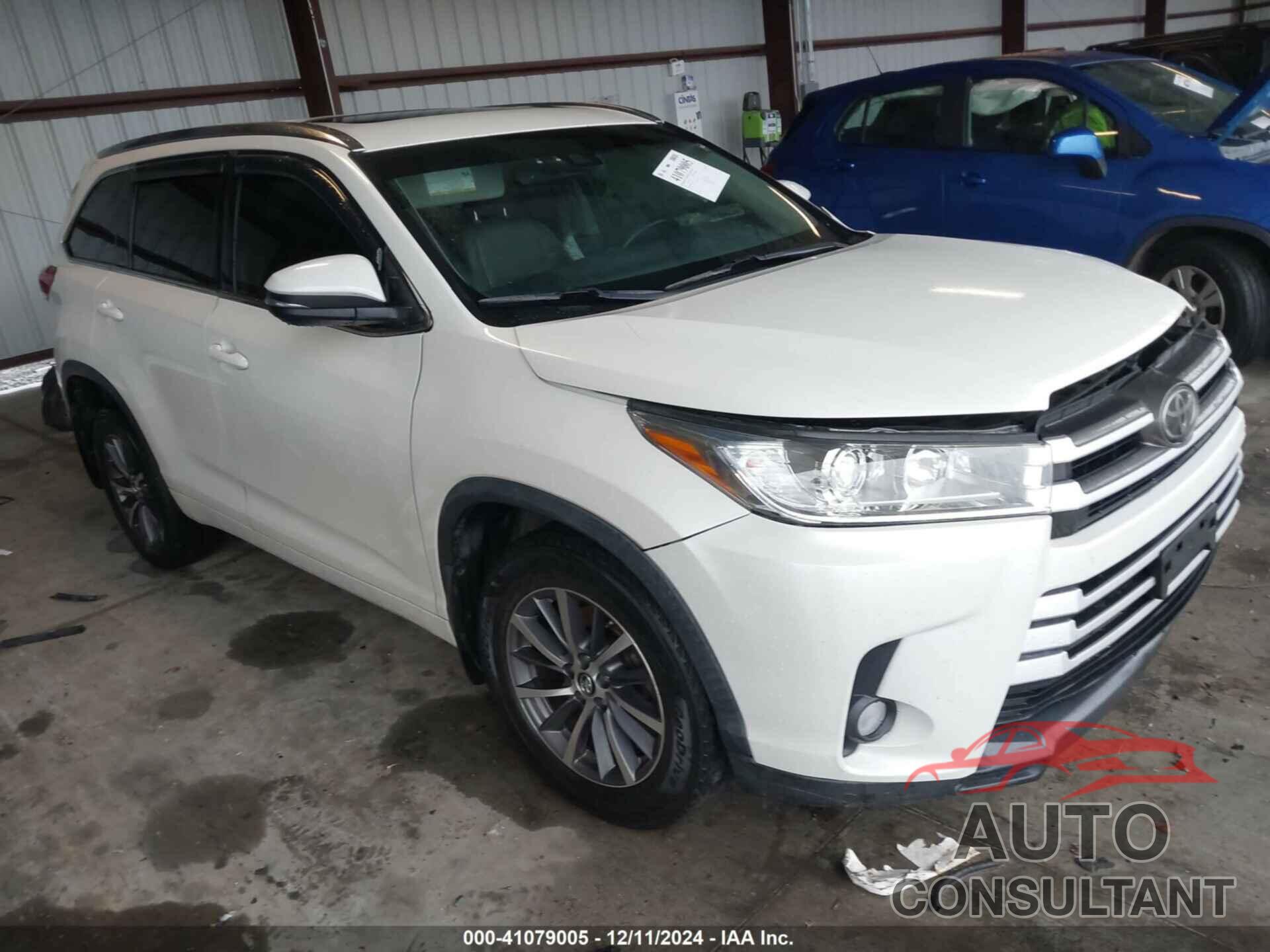 TOYOTA HIGHLANDER 2018 - 5TDJZRFH4JS544303