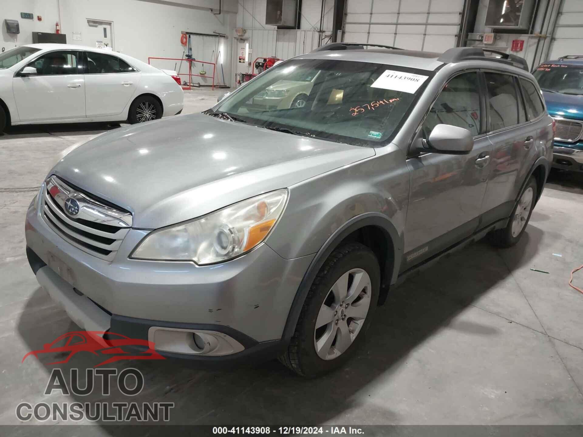 SUBARU OUTBACK 2011 - 4S4BRBLC6B3428040