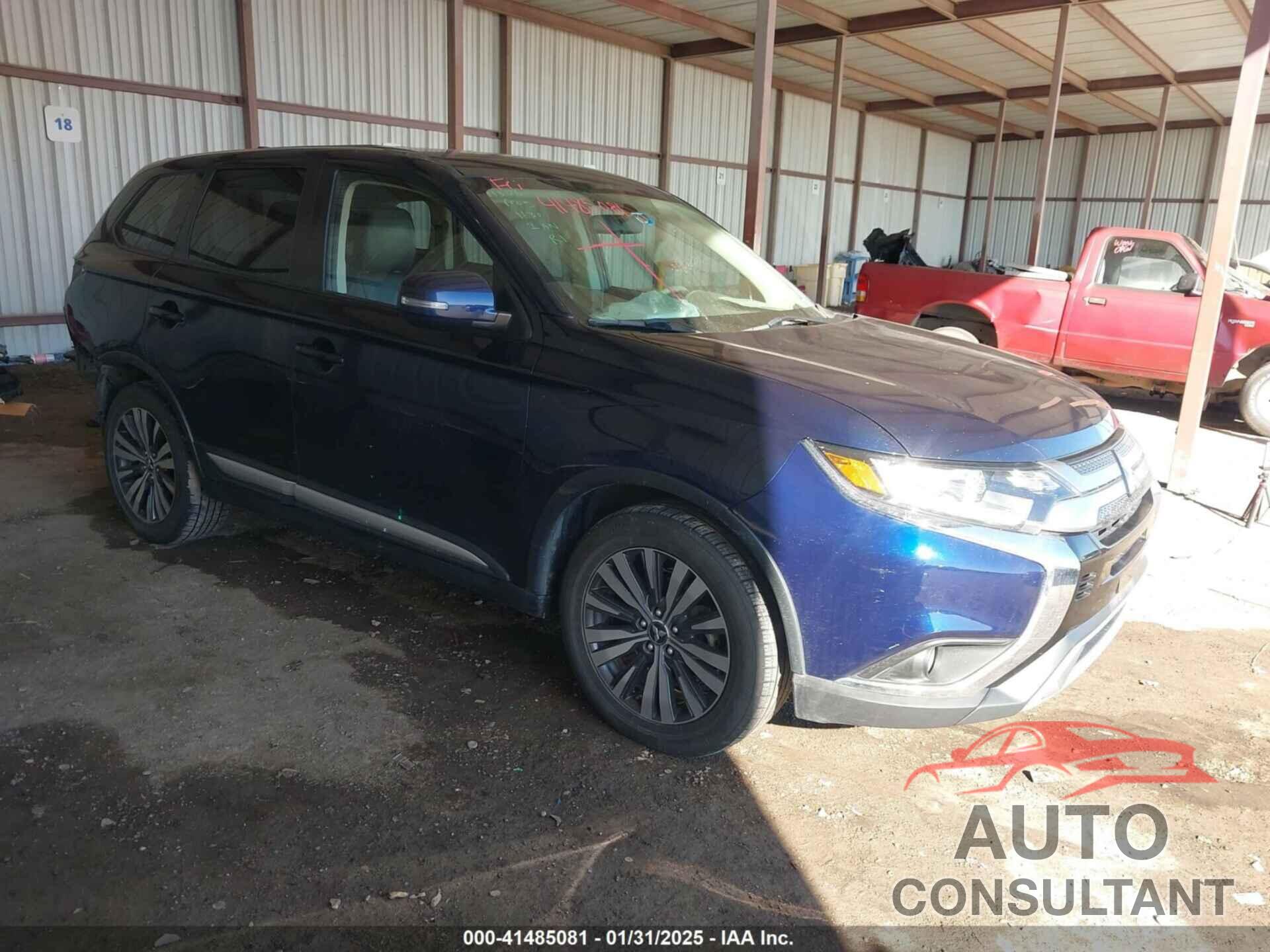 MITSUBISHI OUTLANDER 2019 - JA4AD3A34KZ044806