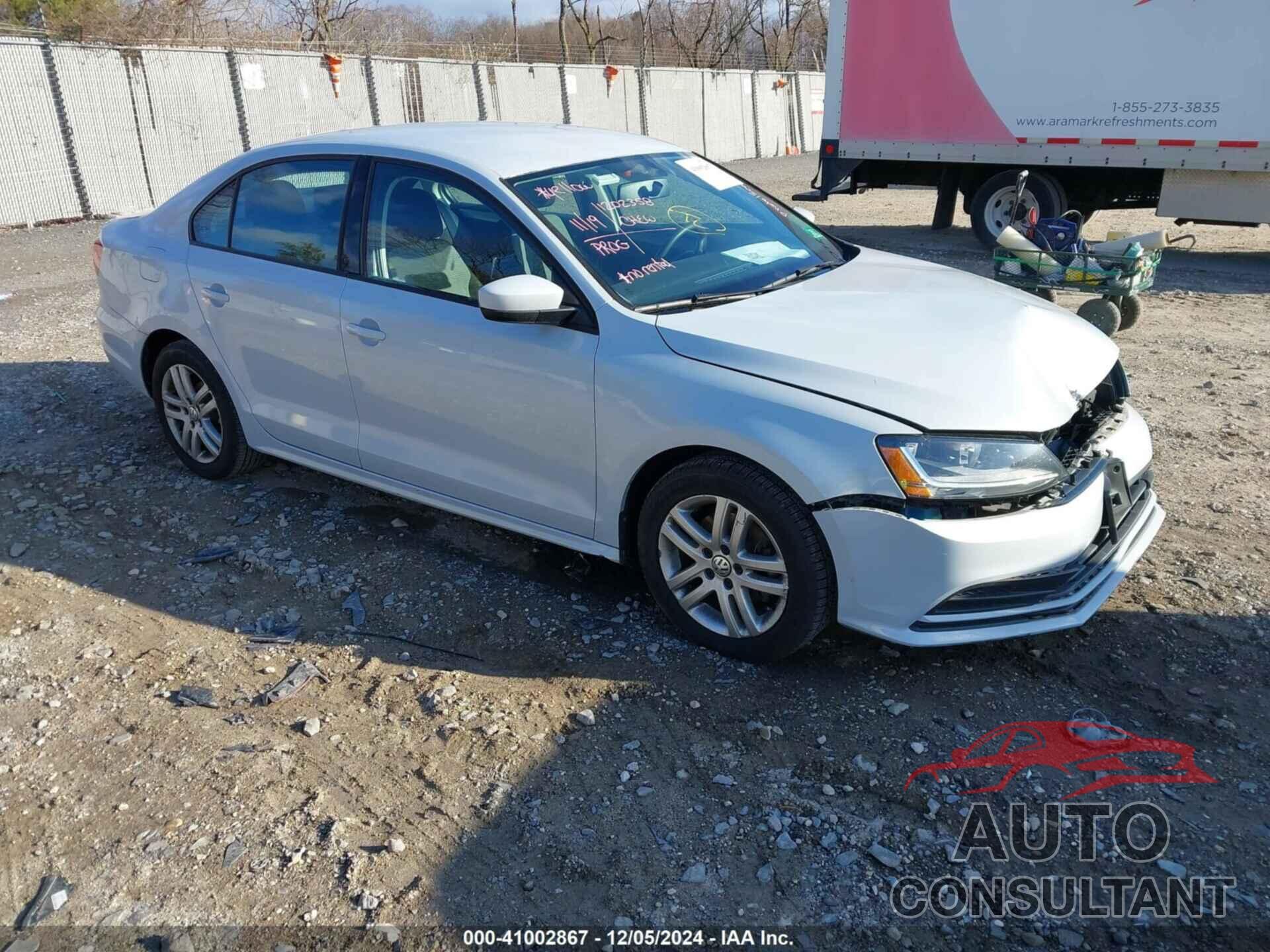 VOLKSWAGEN JETTA 2018 - 3VW2B7AJ4JM260707