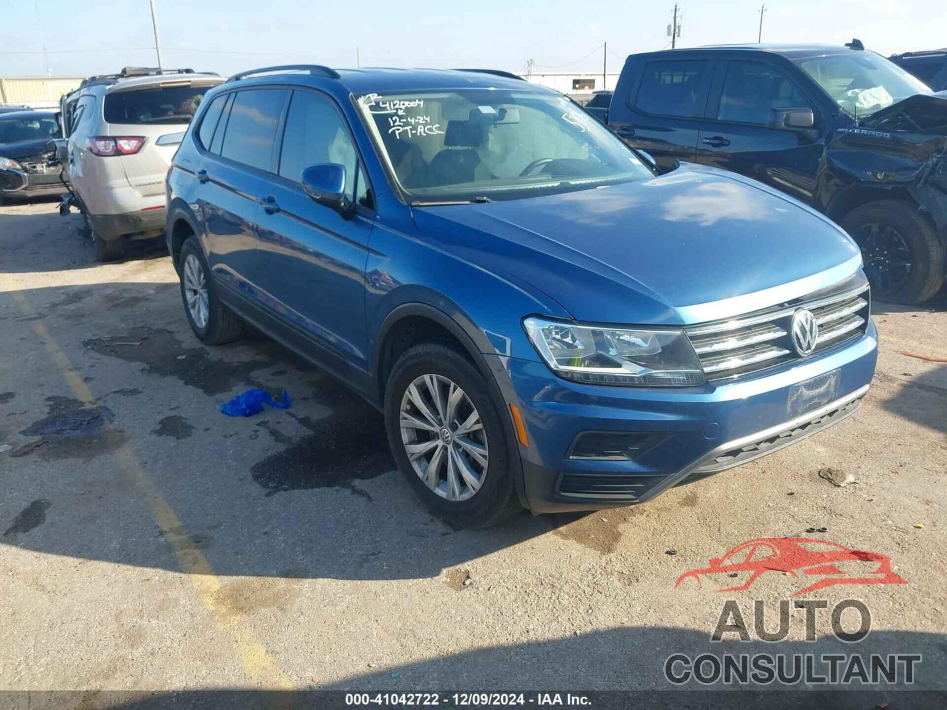 VOLKSWAGEN TIGUAN 2018 - 3VV1B7AX7JM125306