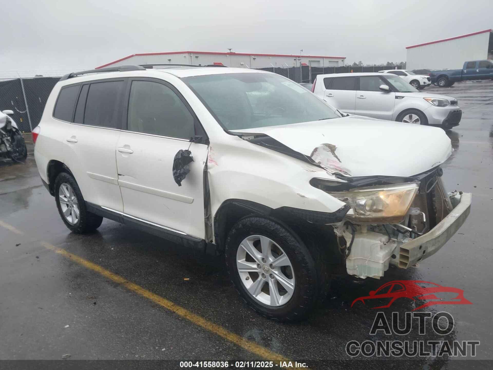 TOYOTA HIGHLANDER 2011 - 5TDBK3EH8BS055279