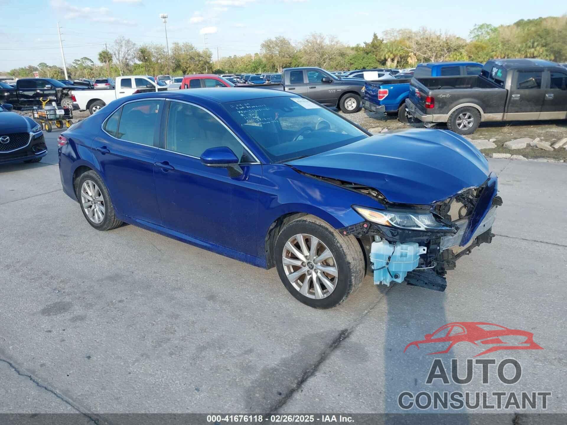 TOYOTA CAMRY 2018 - JTNB11HK5J3031421