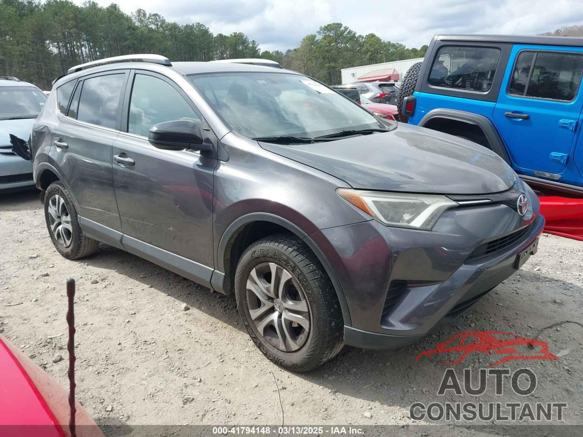 TOYOTA RAV4 2016 - JTMZFREV2GJ092537