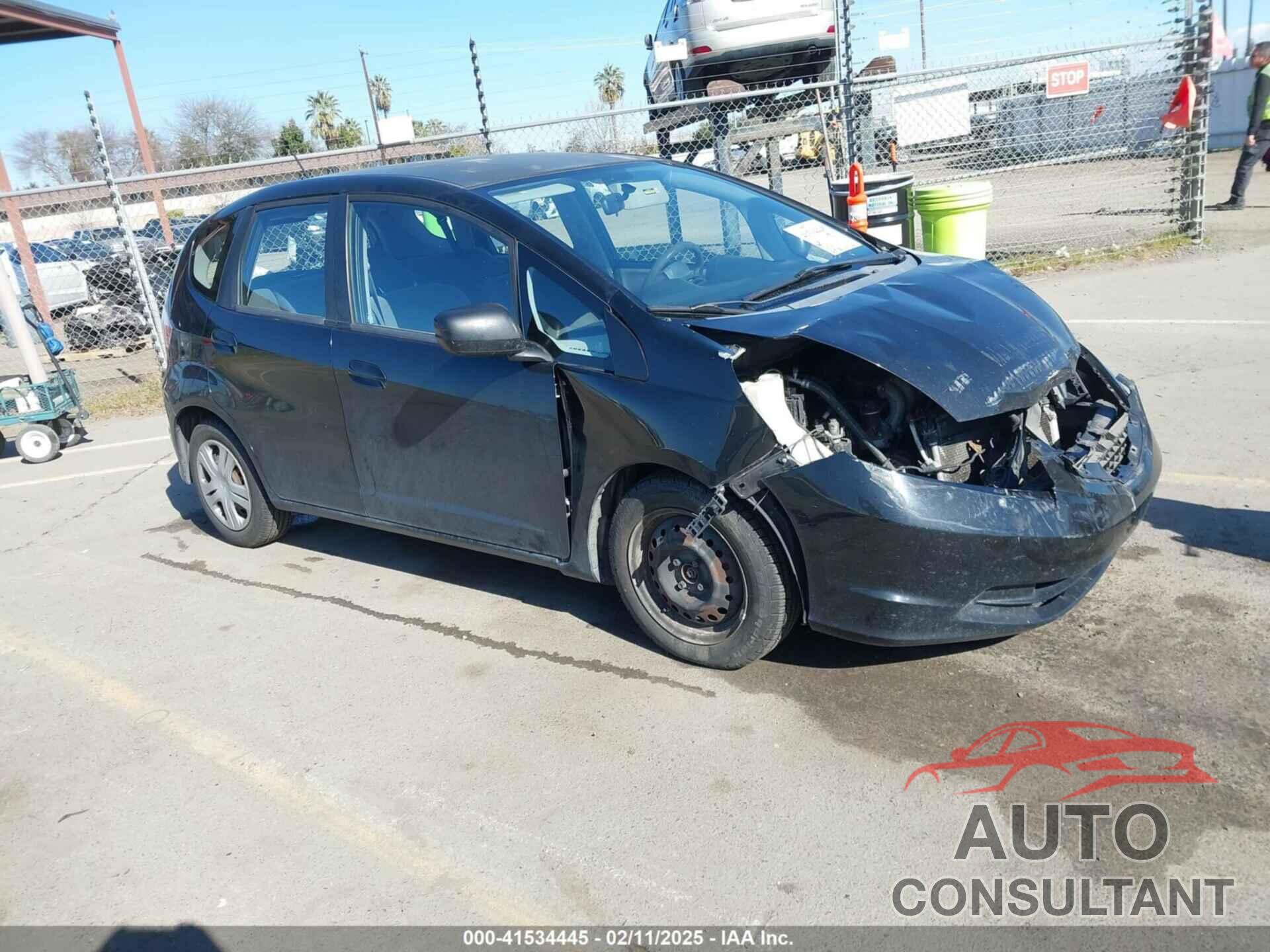 HONDA FIT 2011 - JHMGE8H37BC028861