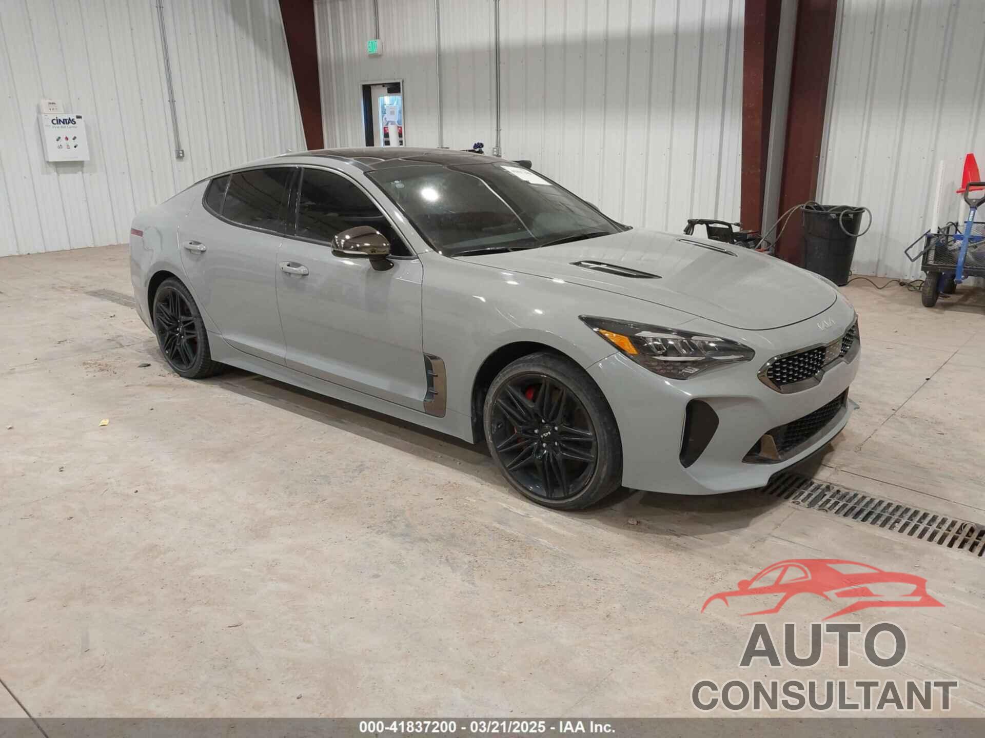 KIA STINGER 2022 - KNAE45LC4N6119846