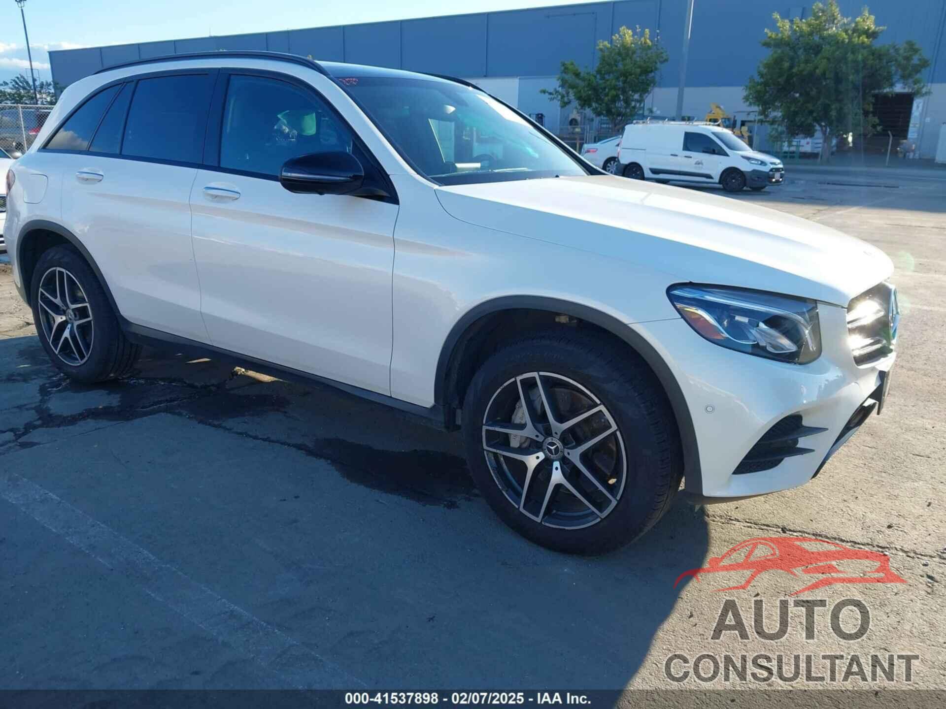 MERCEDES-BENZ GLC 300 2019 - WDC0G4KB6KV138353