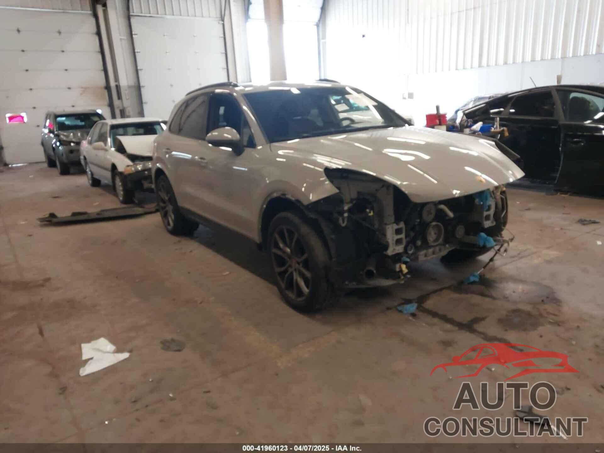 PORSCHE CAYENNE 2021 - WP1AA2AY2MDA02282