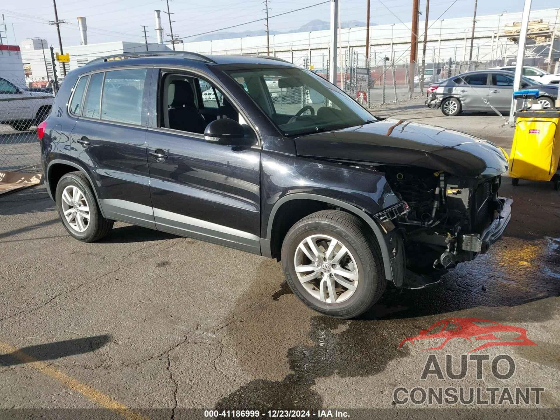 VOLKSWAGEN TIGUAN 2015 - WVGAV7AX9FW550518