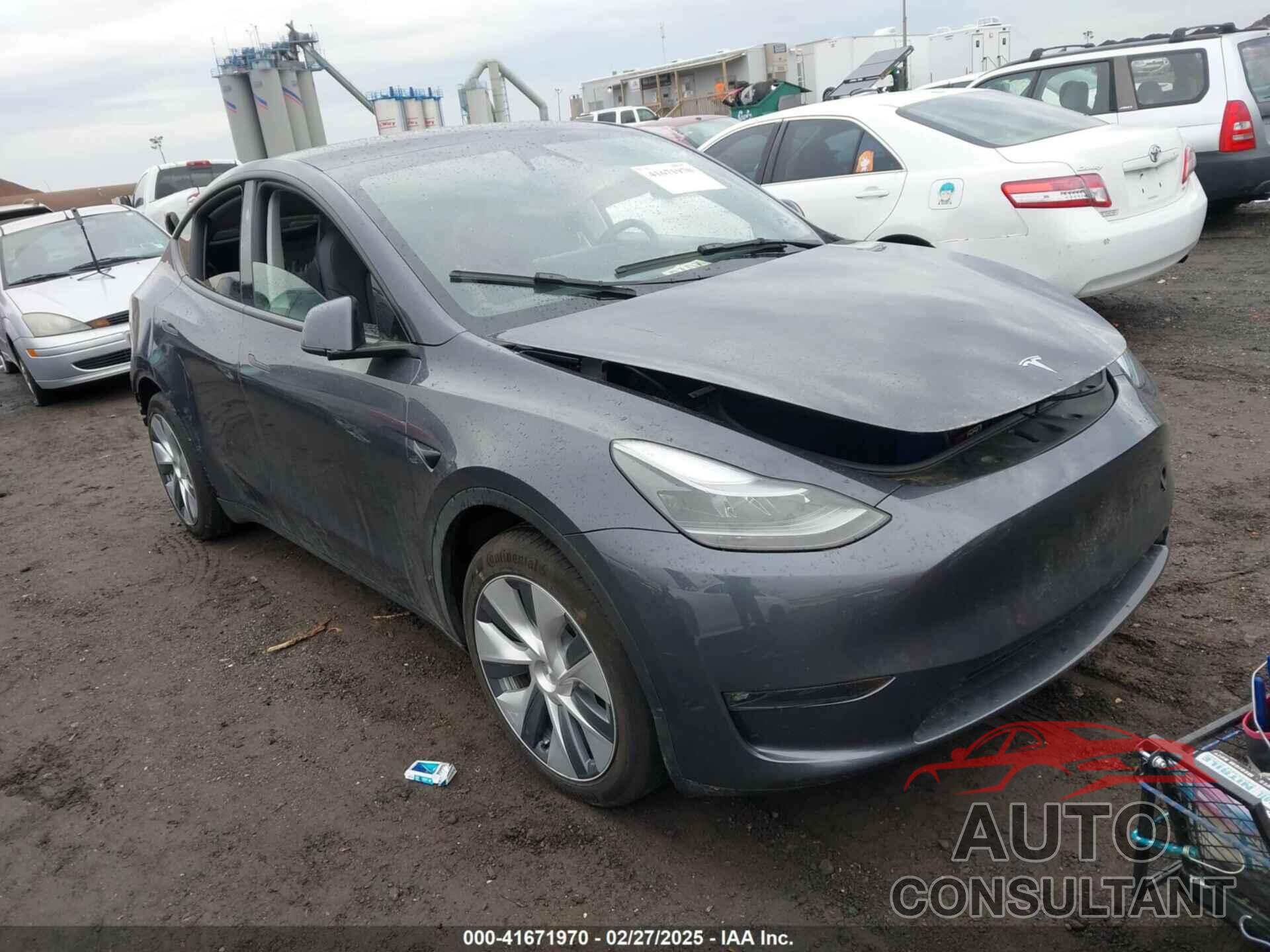 TESLA MODEL Y 2023 - 7SAYGDED0PF922882