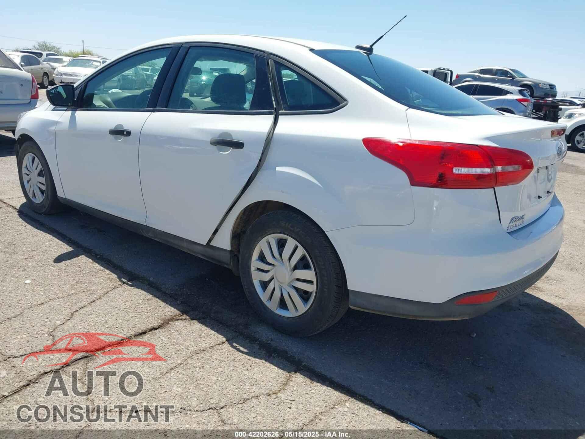 FORD FOCUS 2017 - 1FADP3E27HL284980